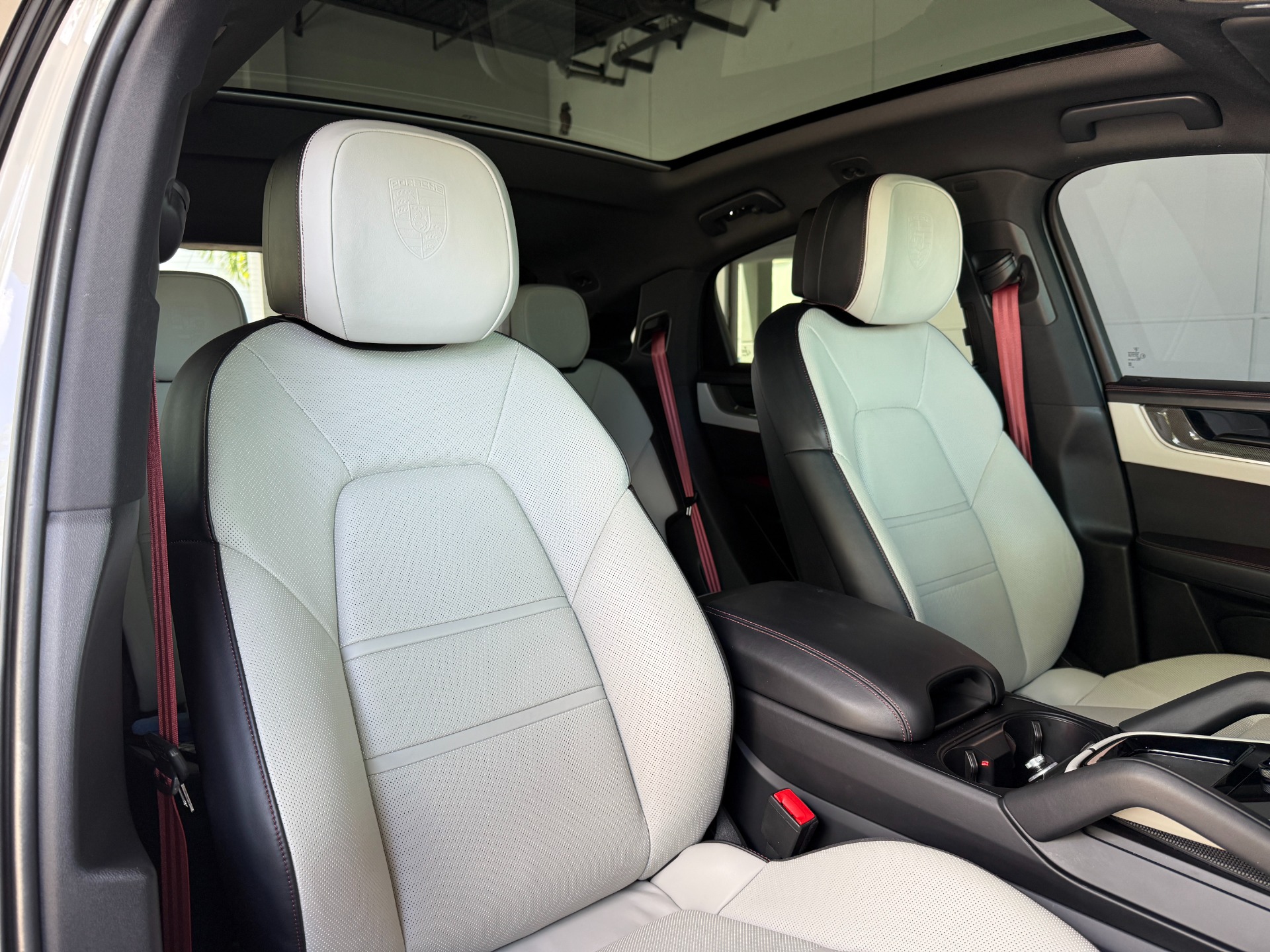 Used-2024-Porsche-Cayenne-Coupe