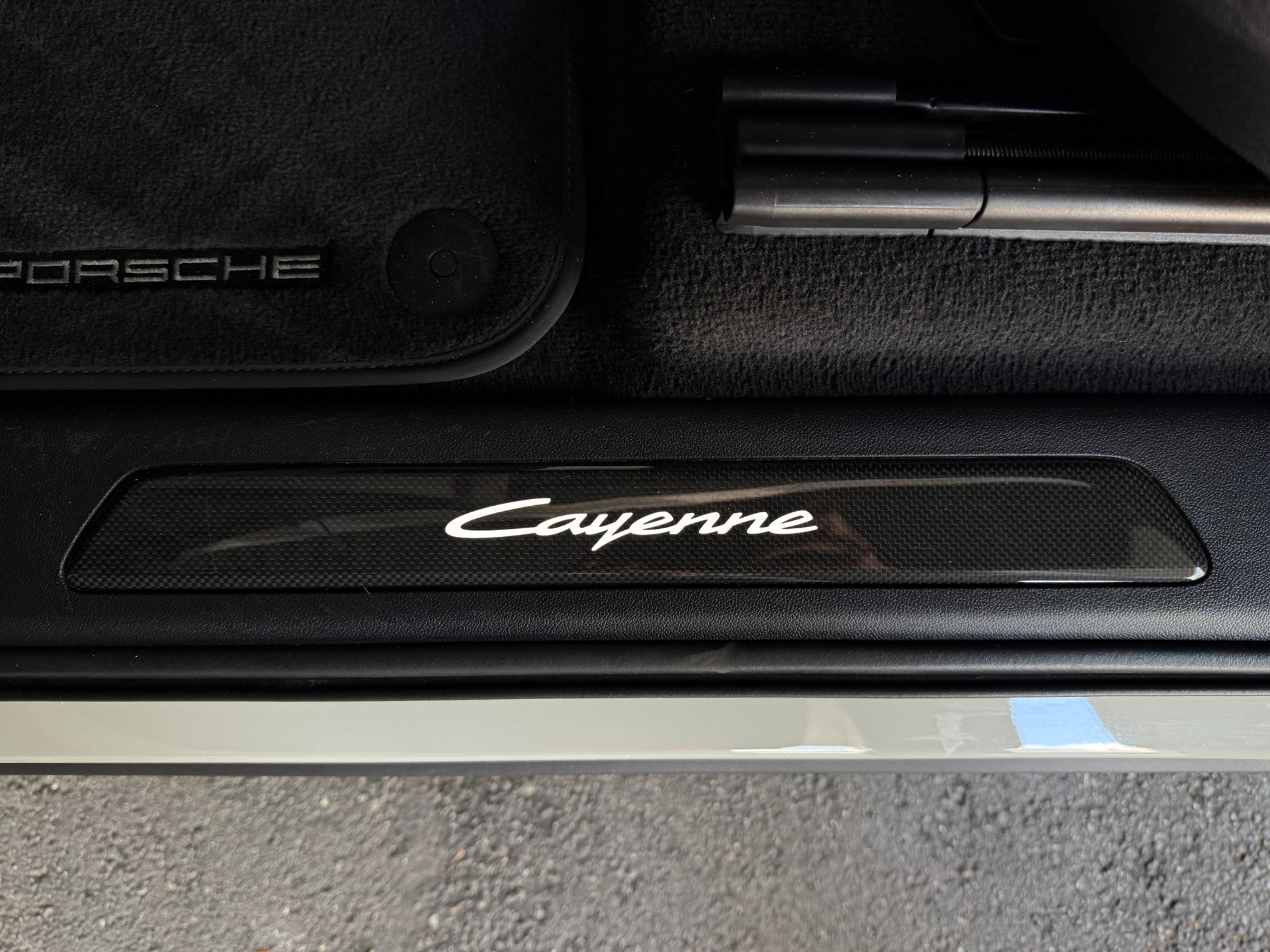 Used-2024-Porsche-Cayenne-Coupe