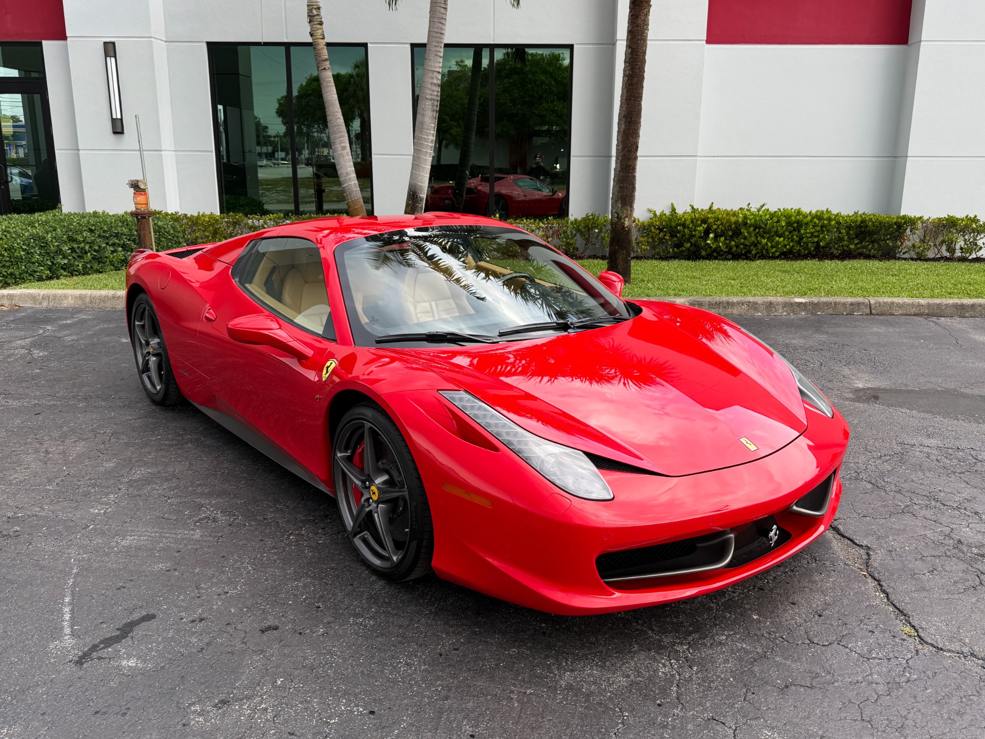 Used-2013-Ferrari-458-Spider