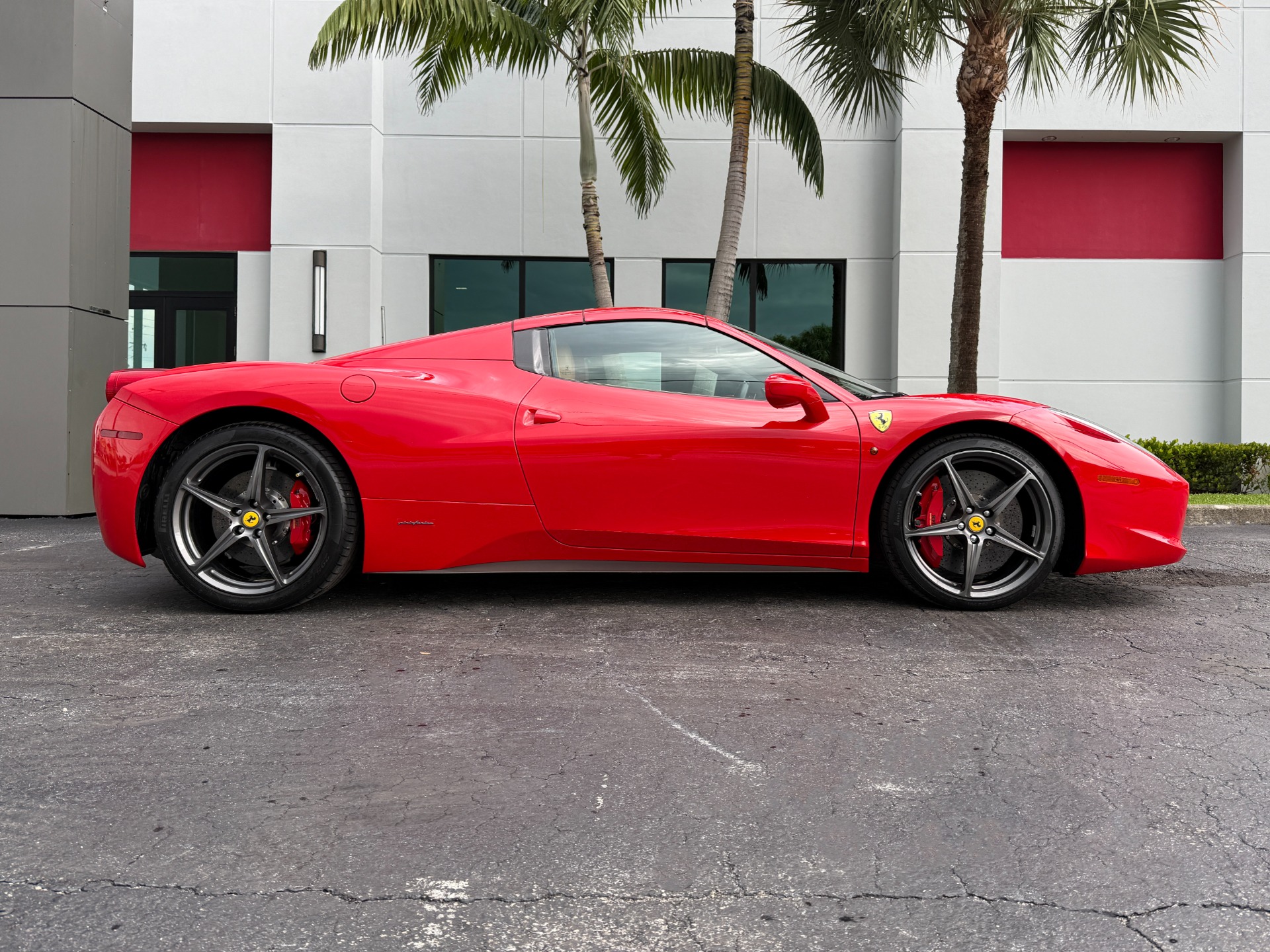 Used-2013-Ferrari-458-Spider