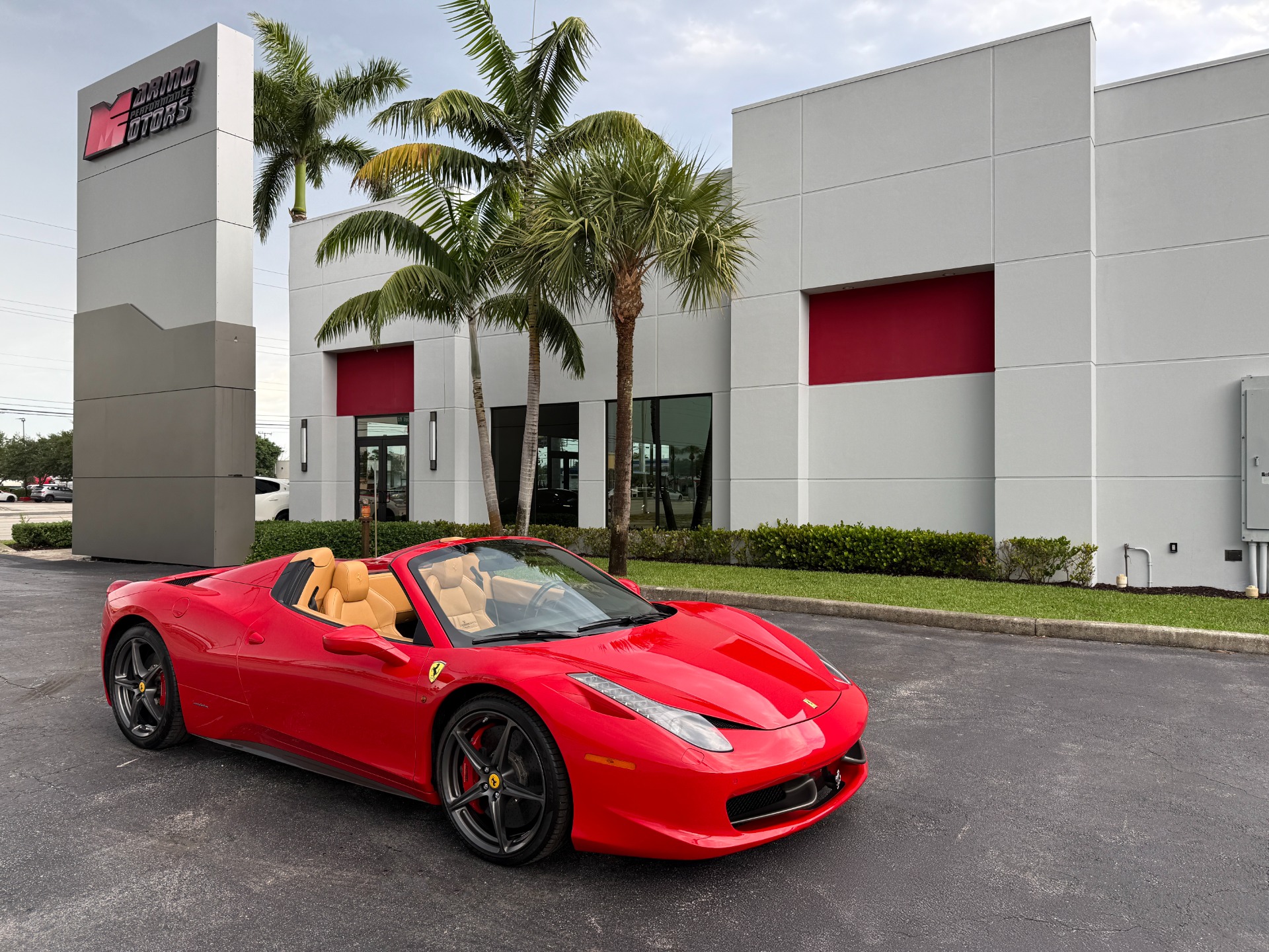 Used-2013-Ferrari-458-Spider