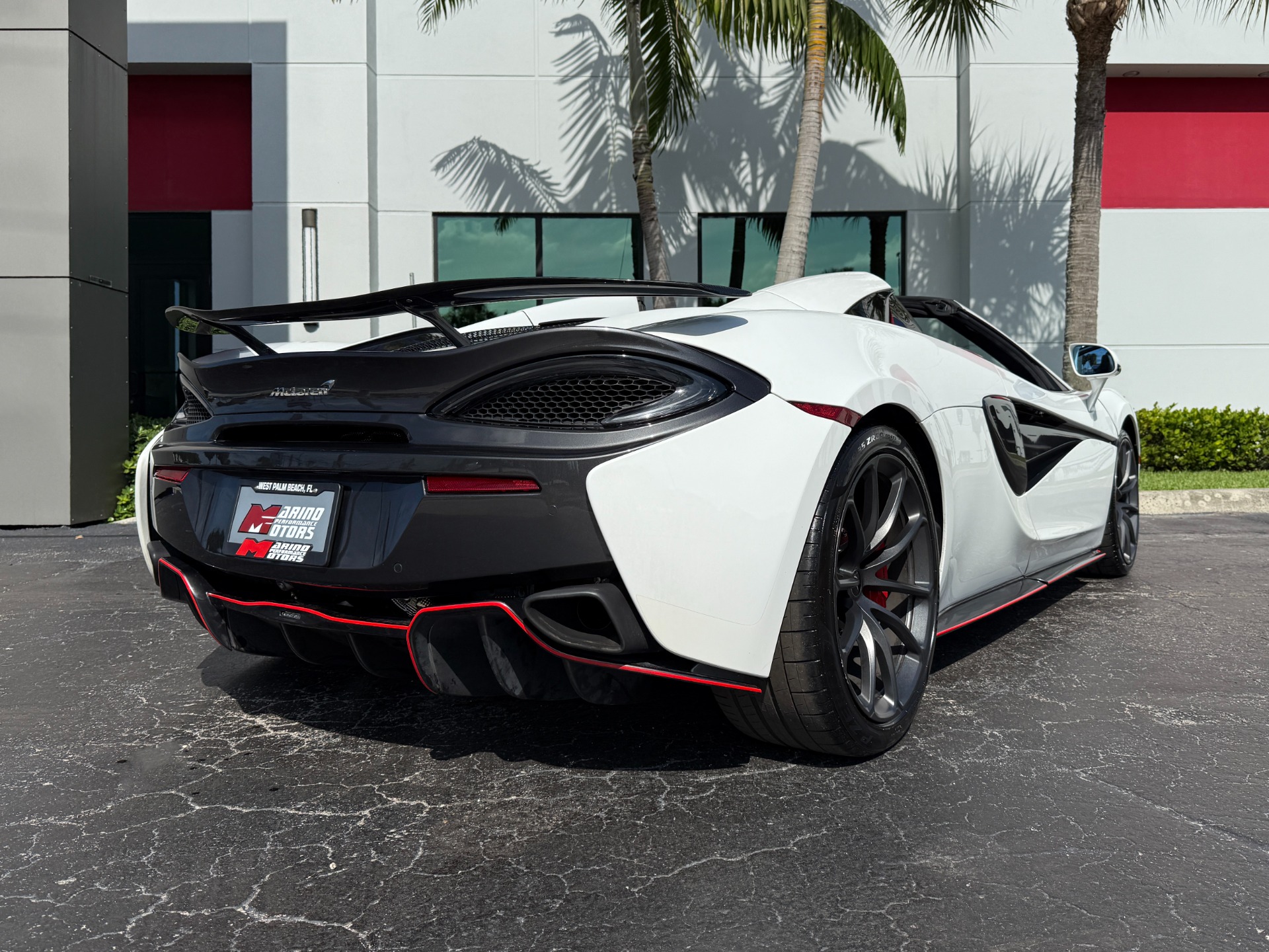 Used-2019-McLaren-570S-Spider