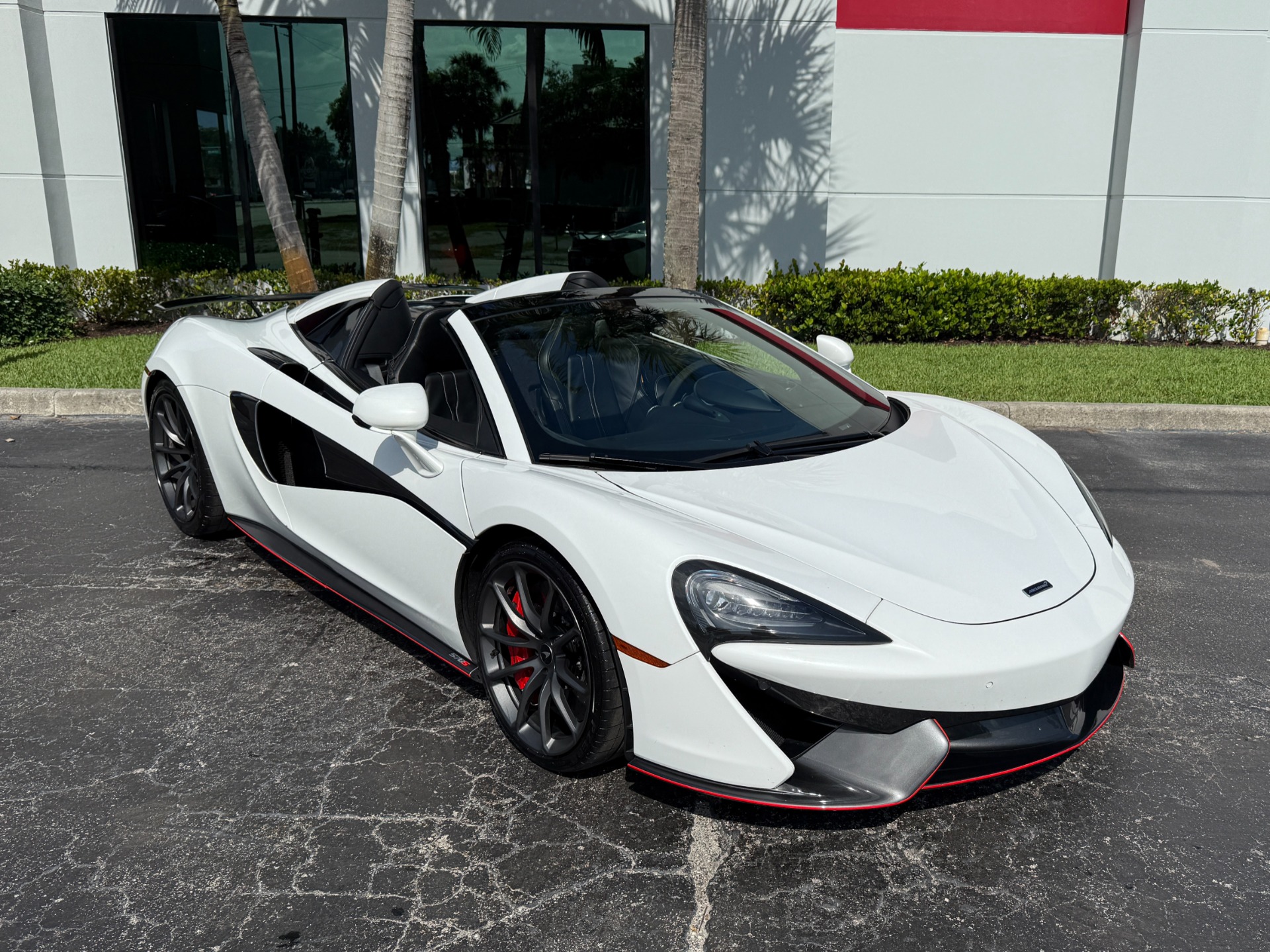 Used-2019-McLaren-570S-Spider