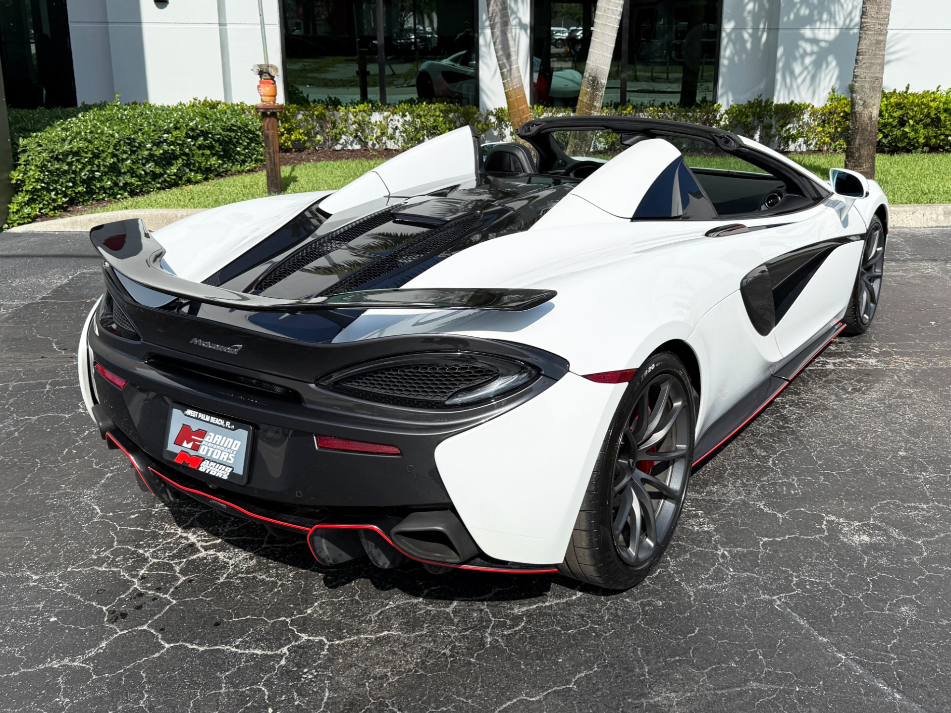 Used-2019-McLaren-570S-Spider