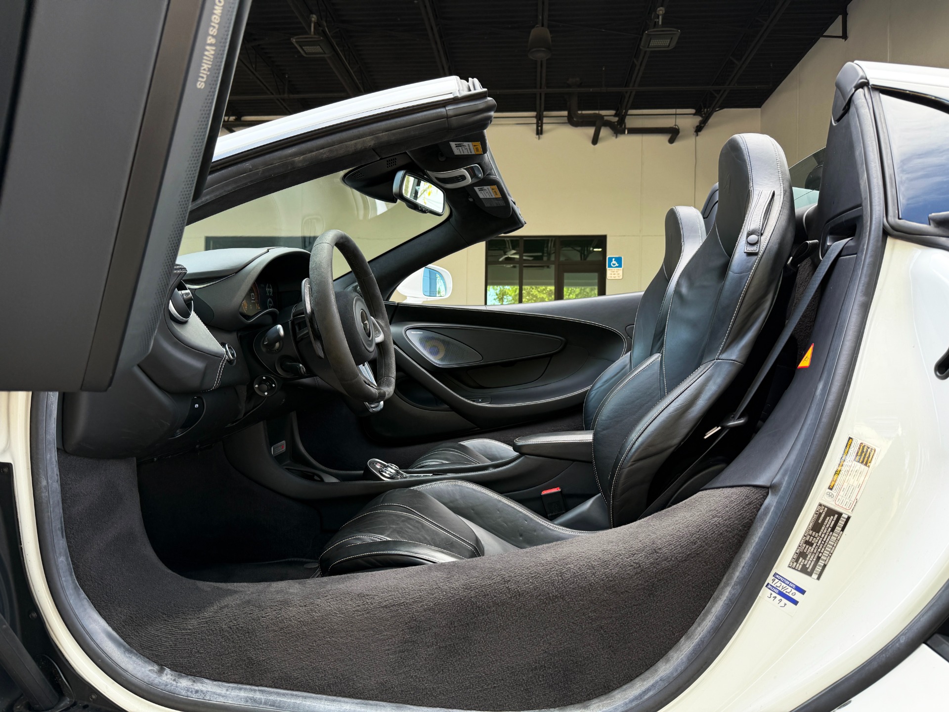 Used-2019-McLaren-570S-Spider