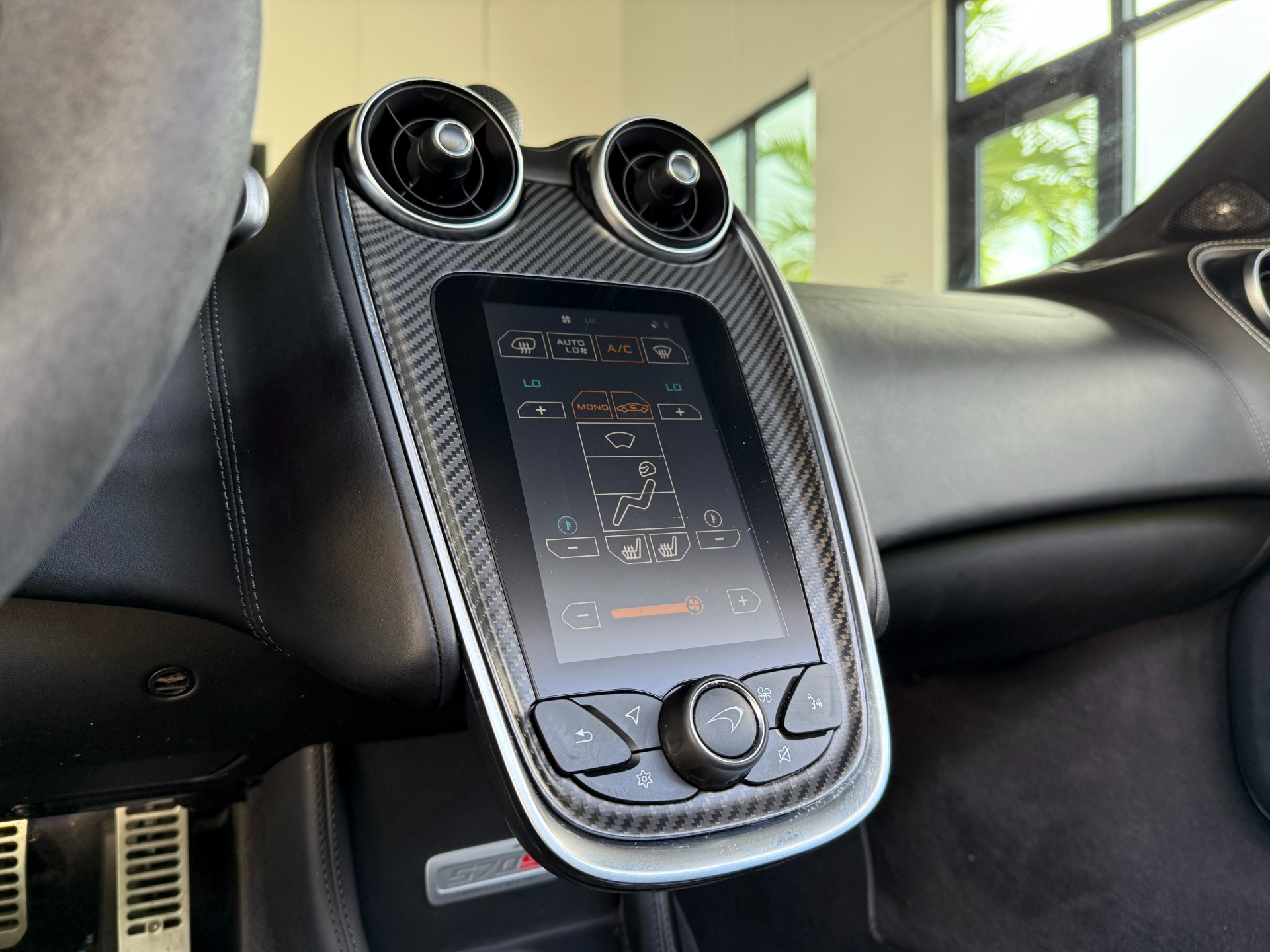 Used-2019-McLaren-570S-Spider