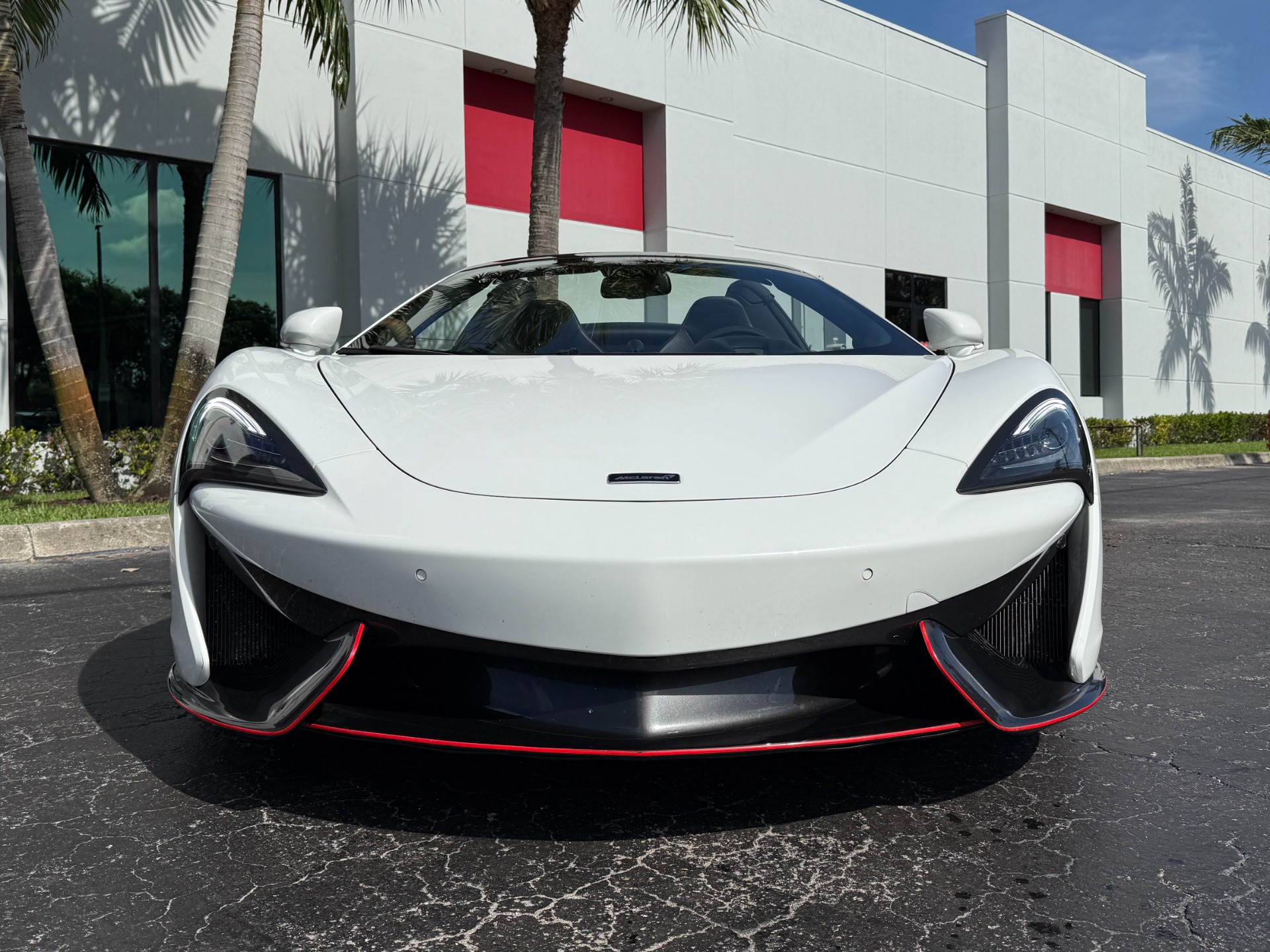 Used-2019-McLaren-570S-Spider