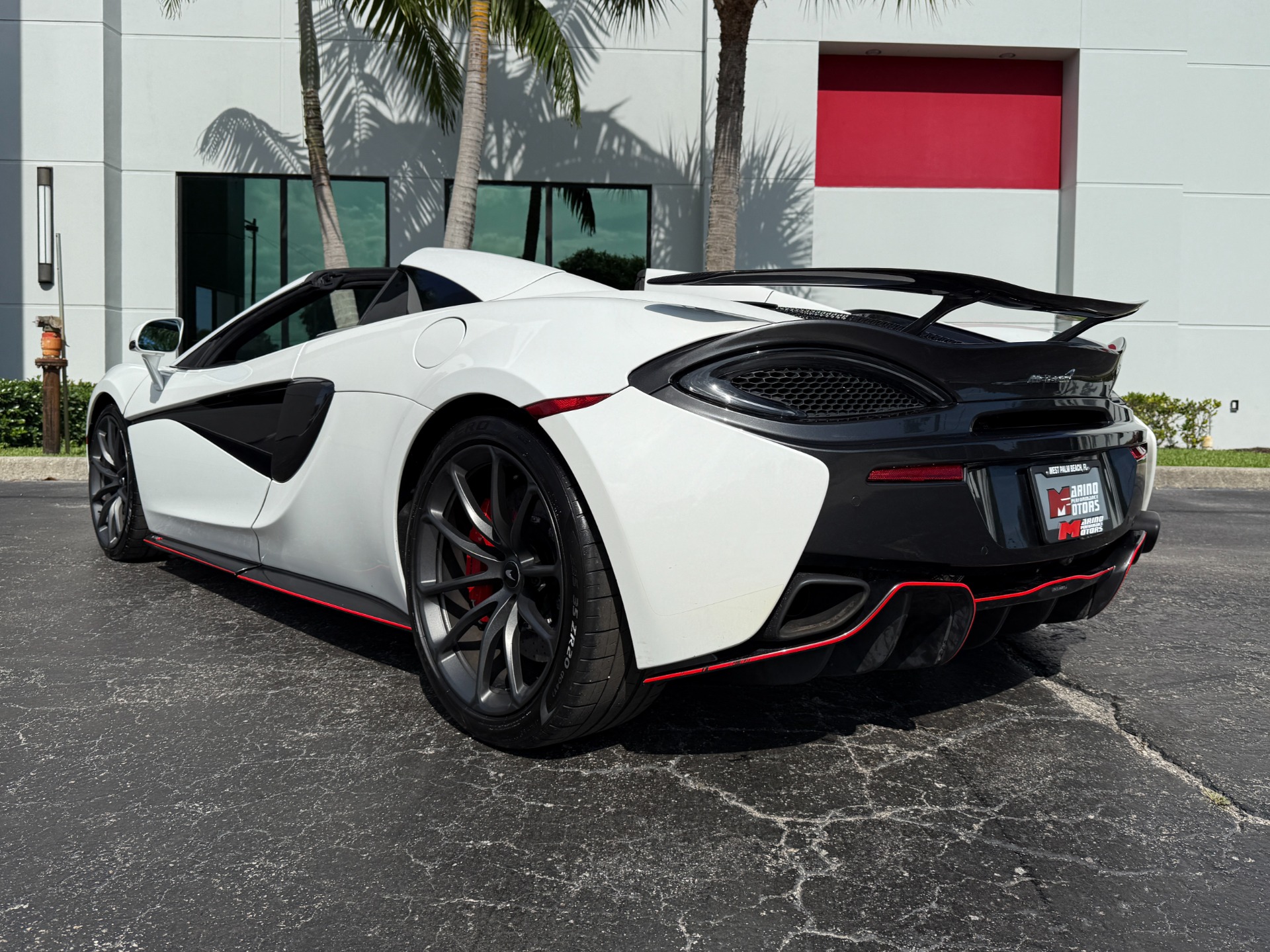 Used-2019-McLaren-570S-Spider