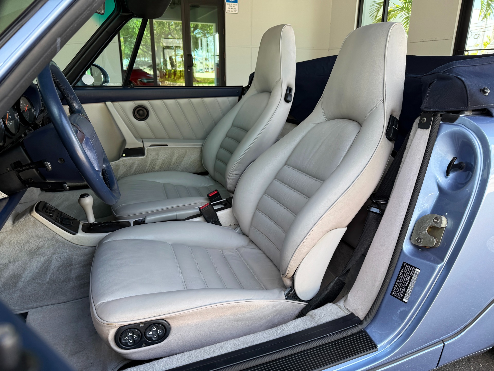 Used-1992-Porsche-911-Carrera-2