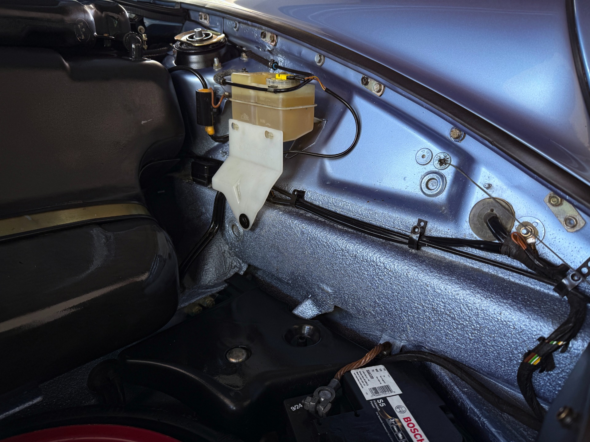 Used-1992-Porsche-911-Carrera-2