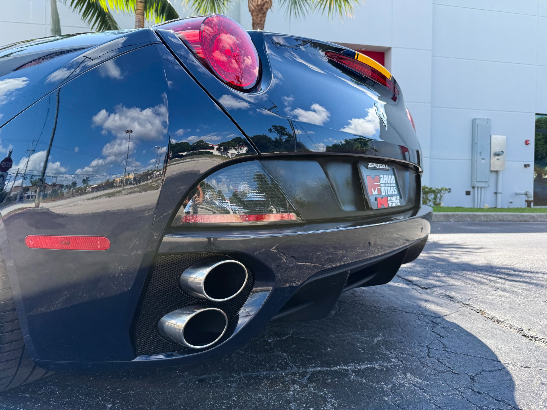 Used-2014-Ferrari-California