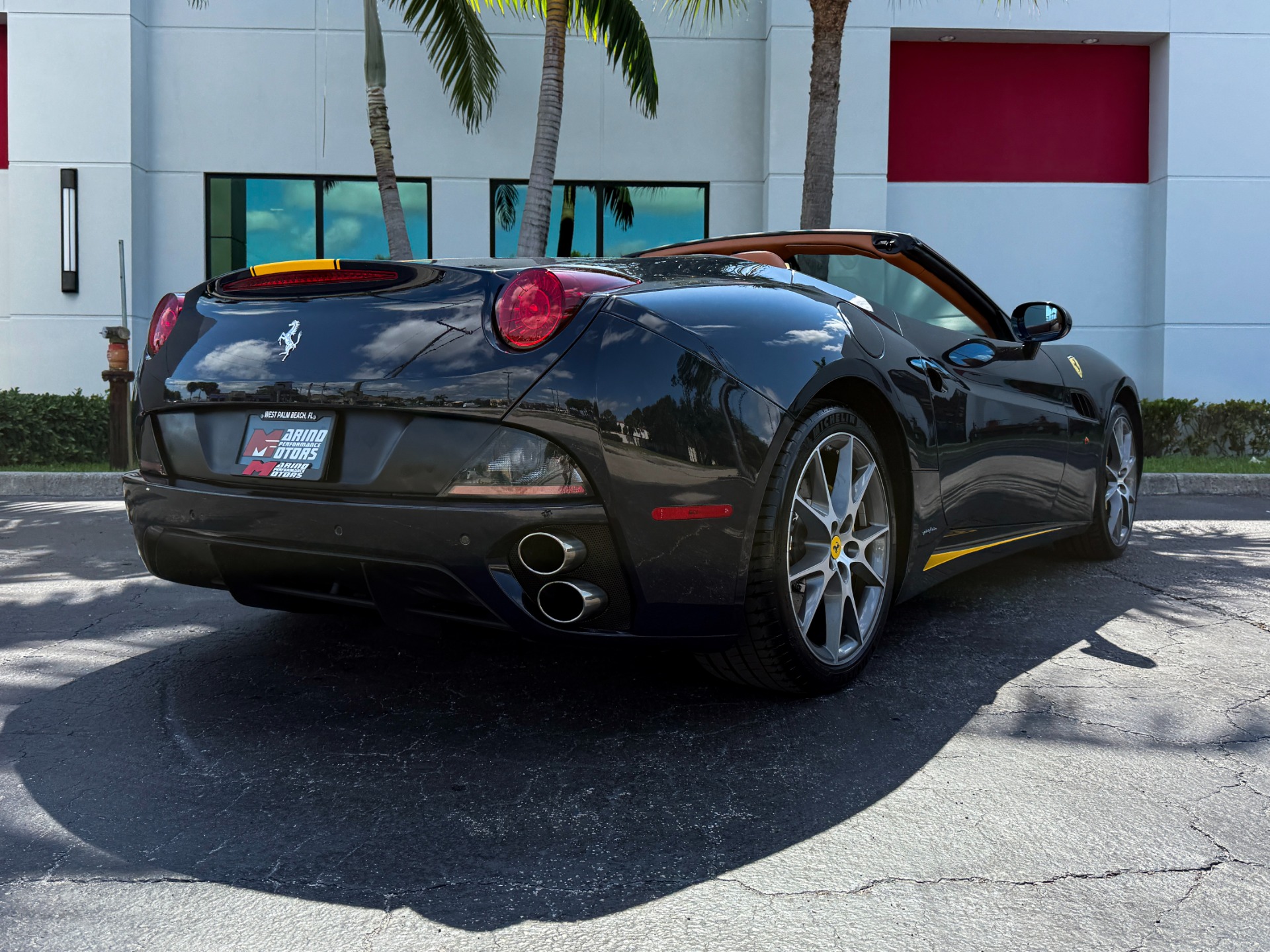 Used-2014-Ferrari-California