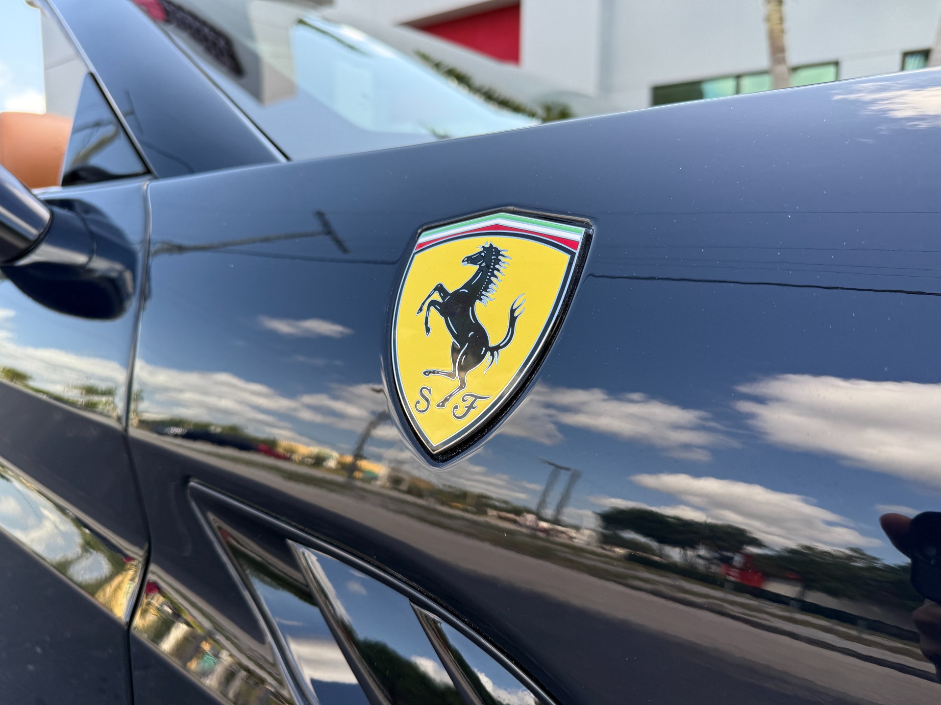 Used-2014-Ferrari-California