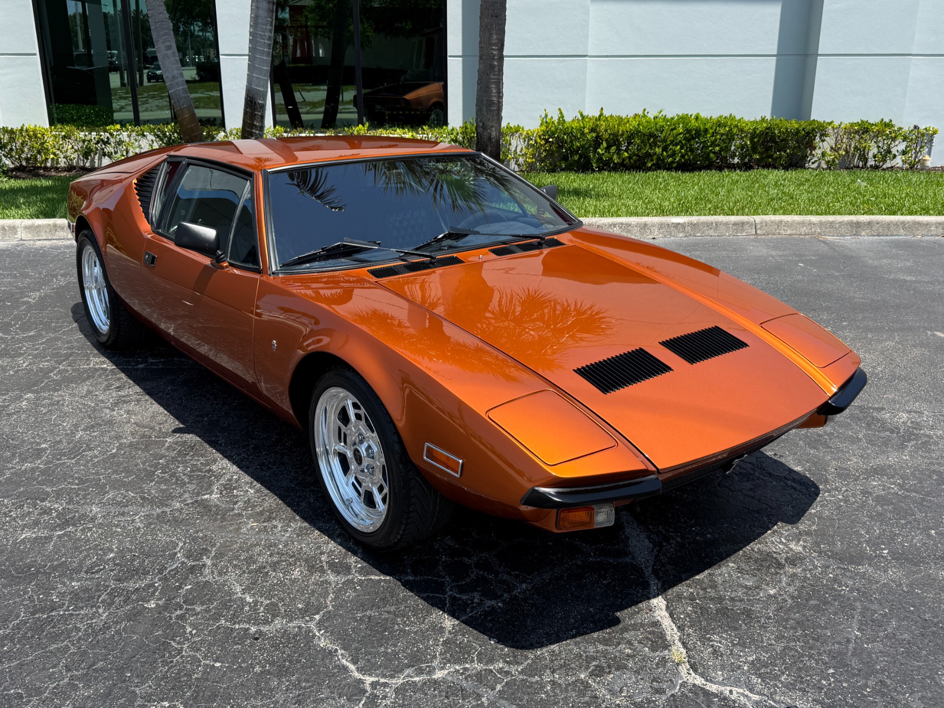 Used-1974-DeTomaso-Pantera