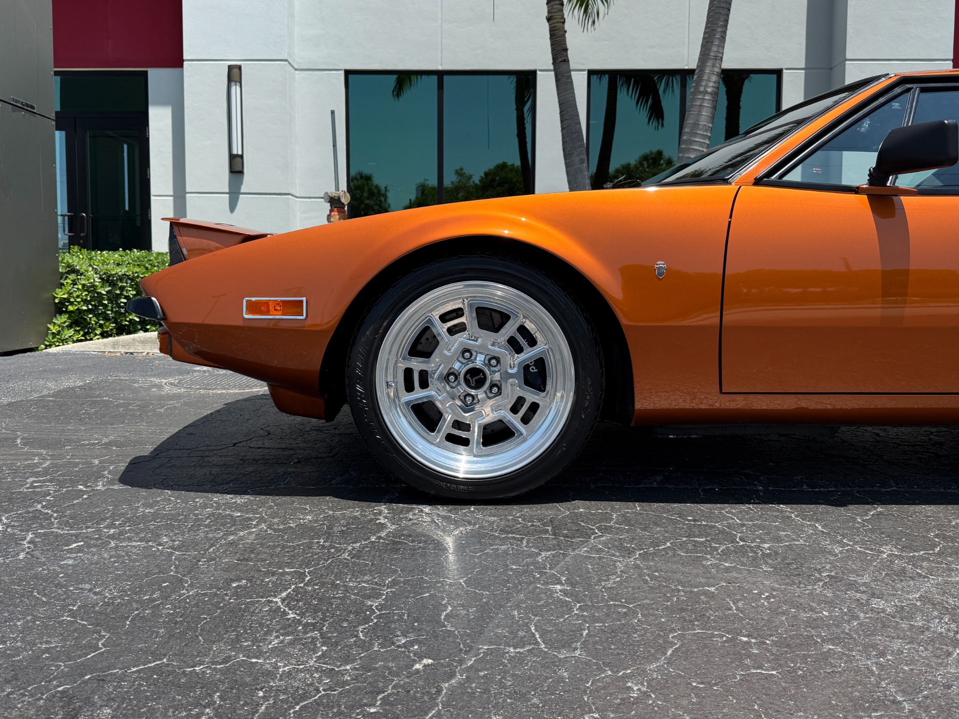 Used-1974-DeTomaso-Pantera