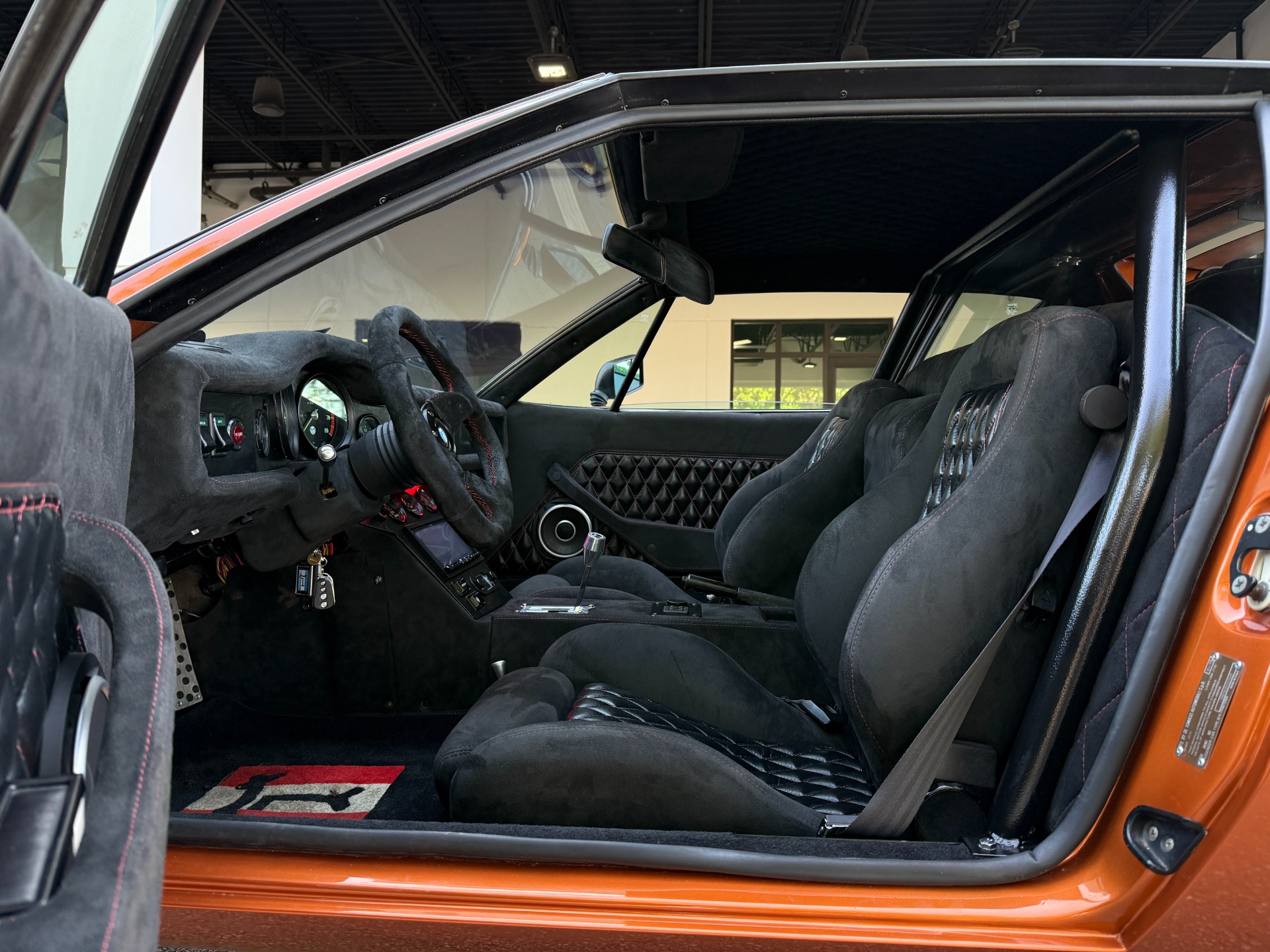 Used-1974-DeTomaso-Pantera