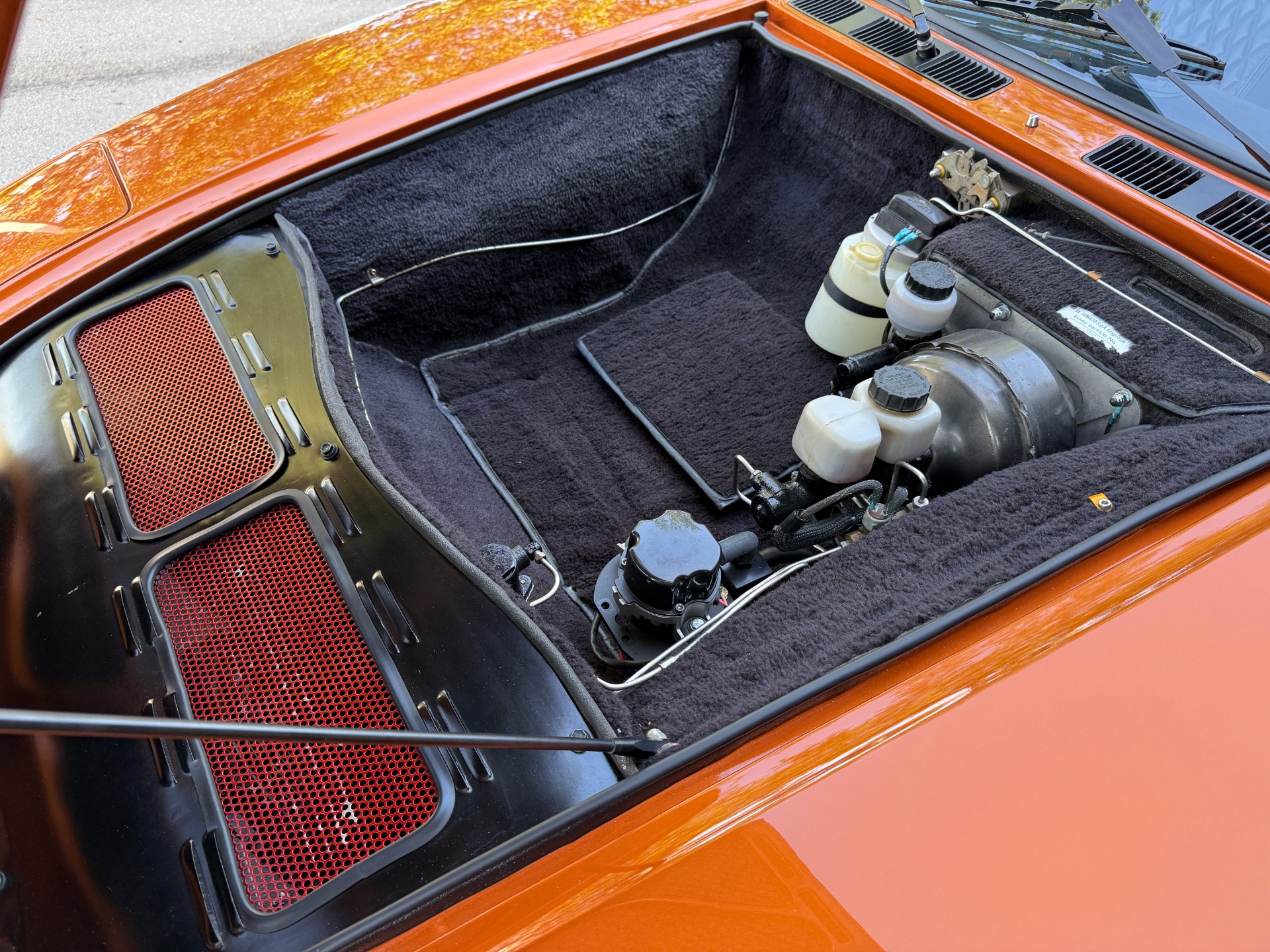 Used-1974-DeTomaso-Pantera