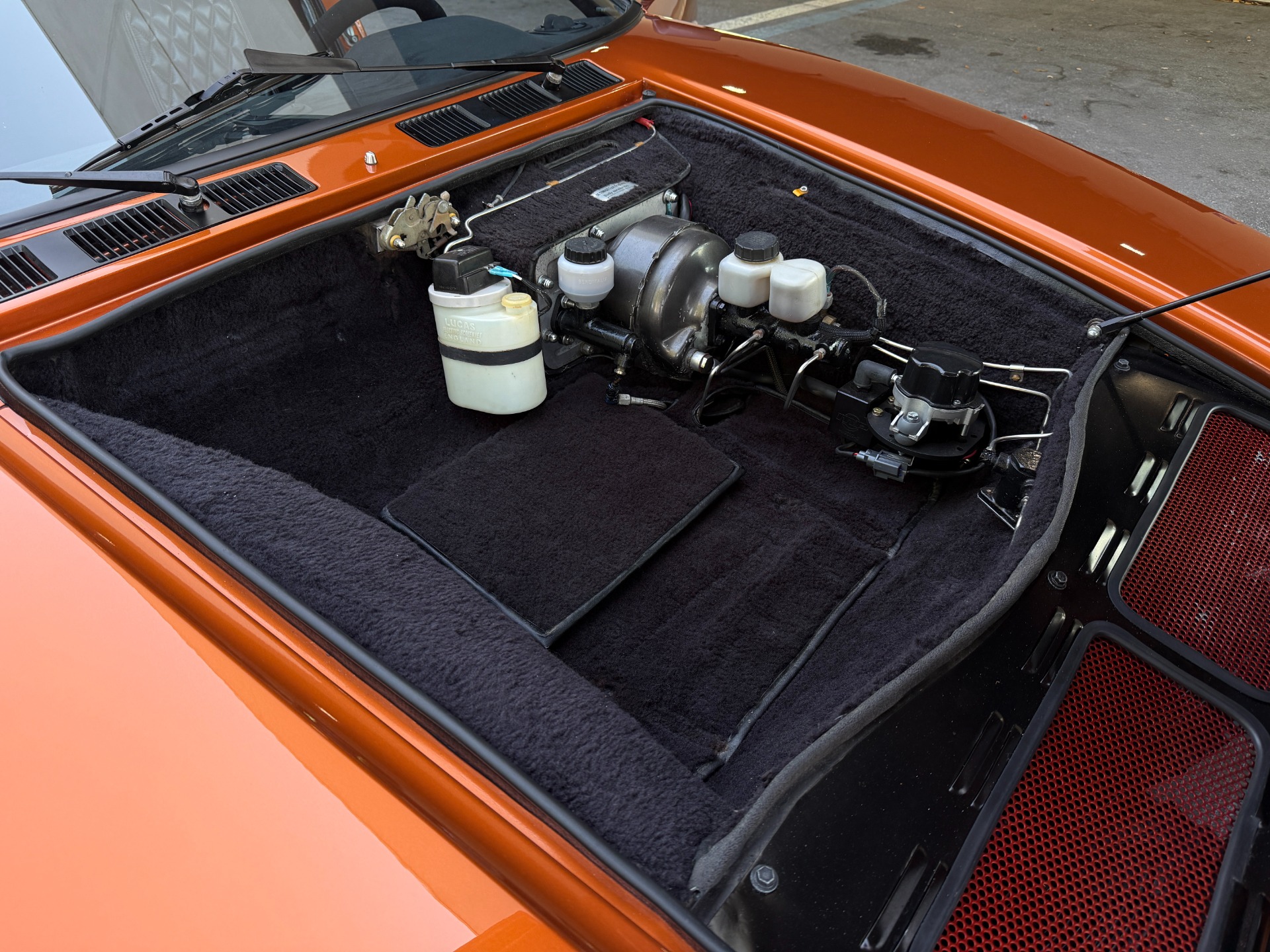 Used-1974-DeTomaso-Pantera