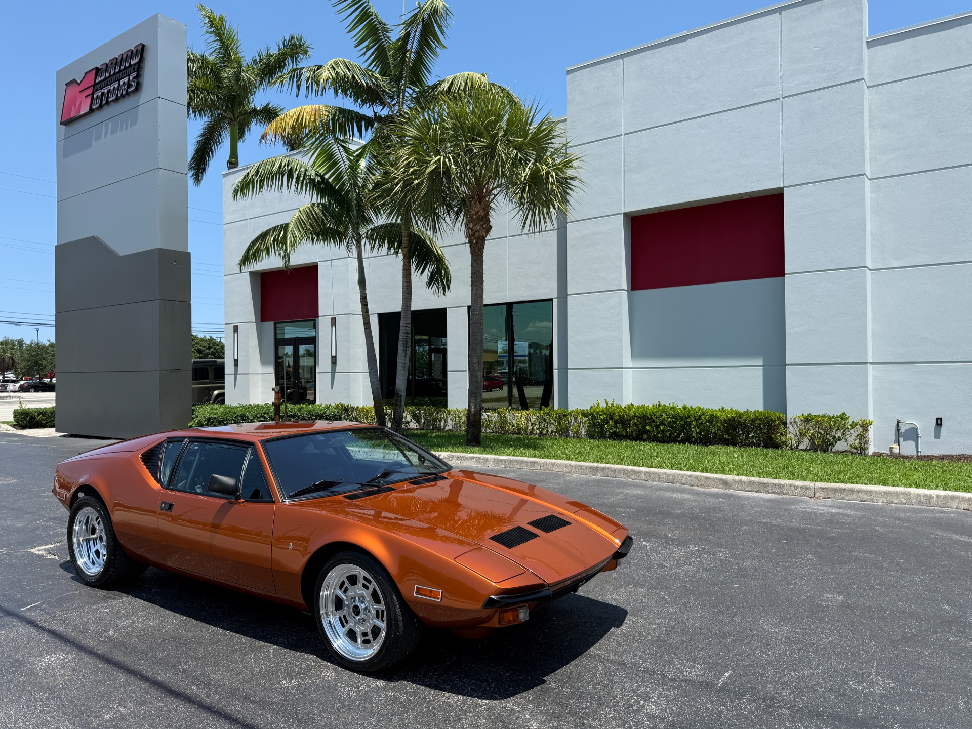 Used-1974-DeTomaso-Pantera