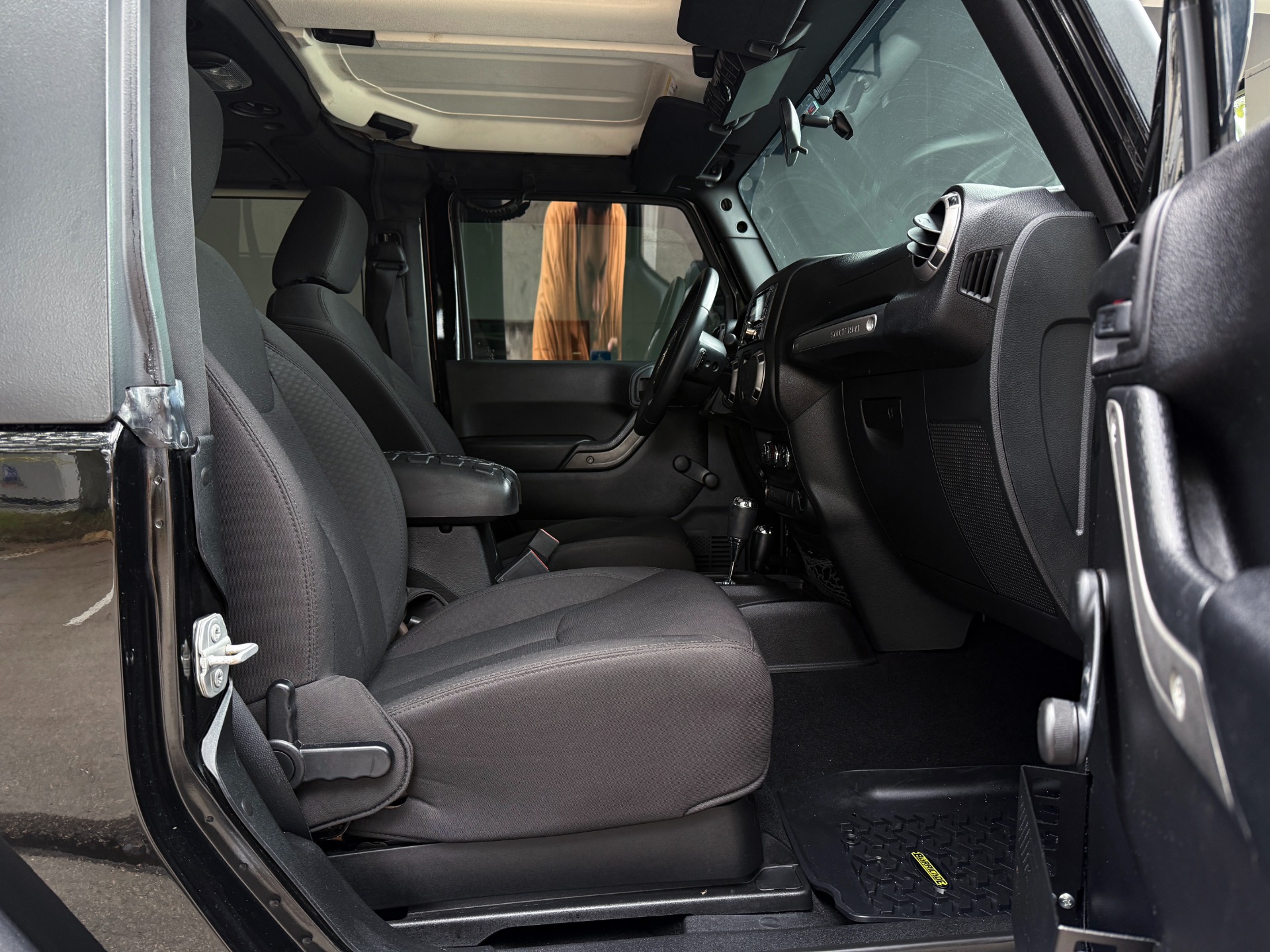 Used-2015-Jeep-Wrangler-Willys-Wheeler-Edition