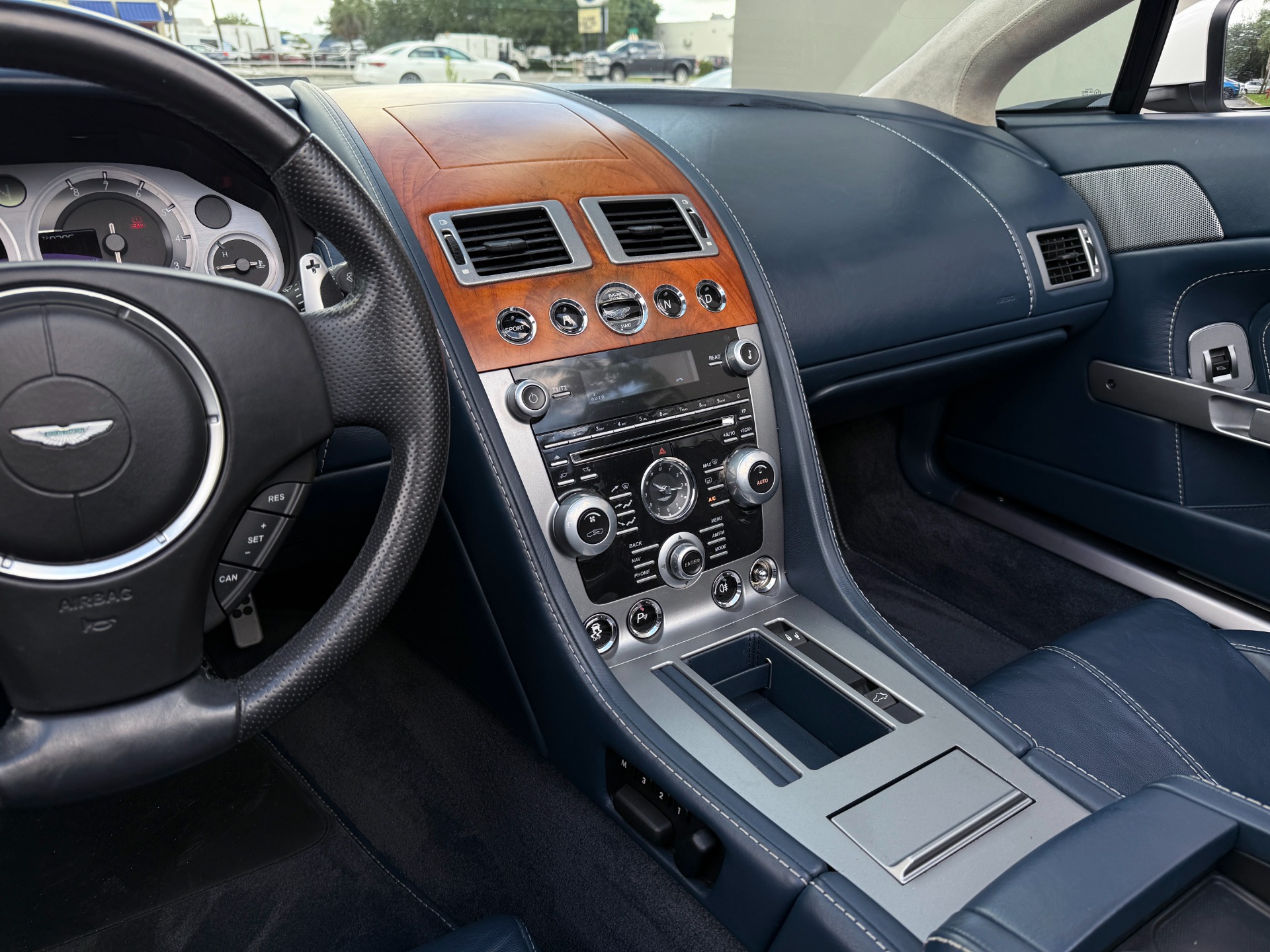 Used-2014-Aston-Martin-V8-Vantage-Roadster