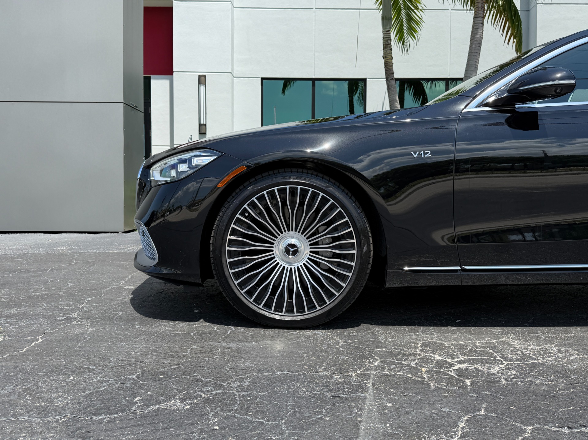 Used-2024-Mercedes-Benz-S-Class-Mercedes-Maybach-S-680-4MATIC