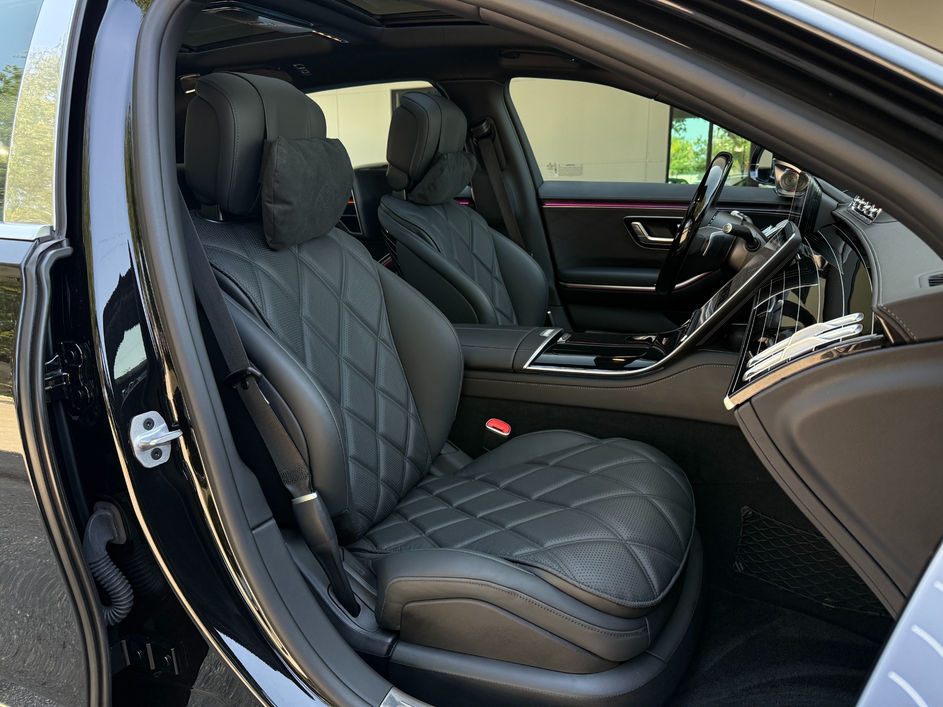 Used-2024-Mercedes-Benz-S-Class-Mercedes-Maybach-S-680-4MATIC