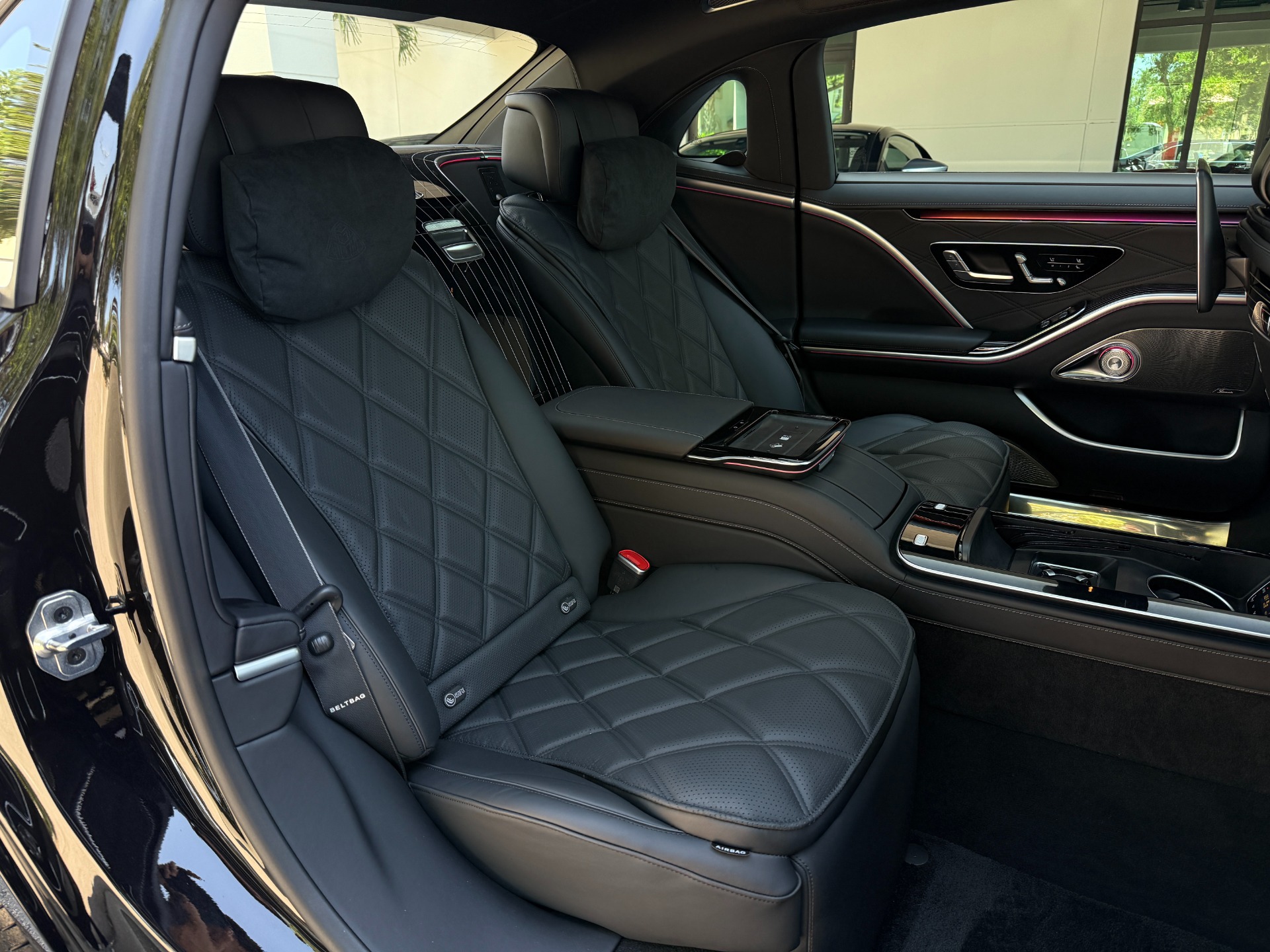 Used-2024-Mercedes-Benz-S-Class-Mercedes-Maybach-S-680-4MATIC