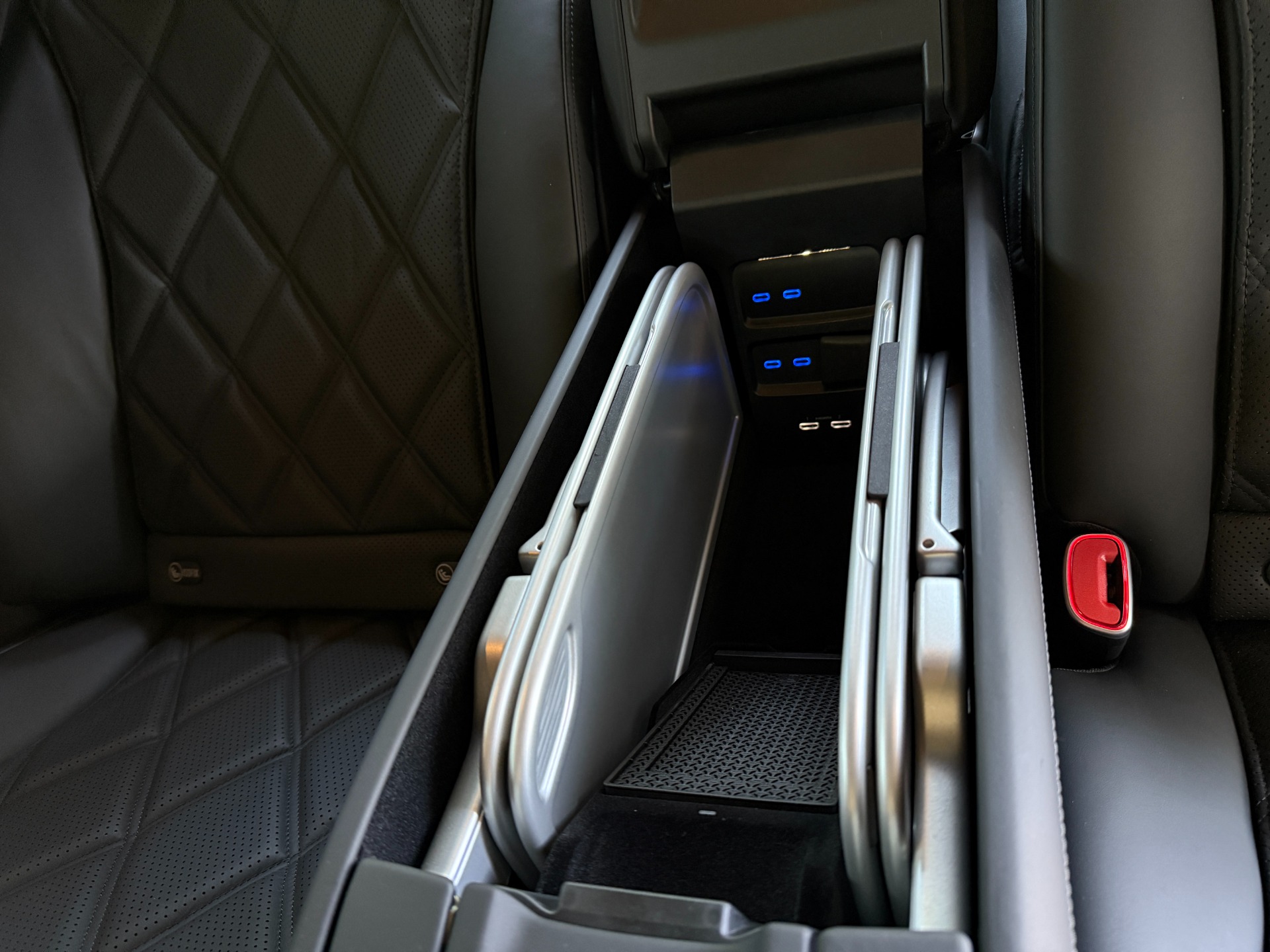 Used-2024-Mercedes-Benz-S-Class-Mercedes-Maybach-S-680-4MATIC