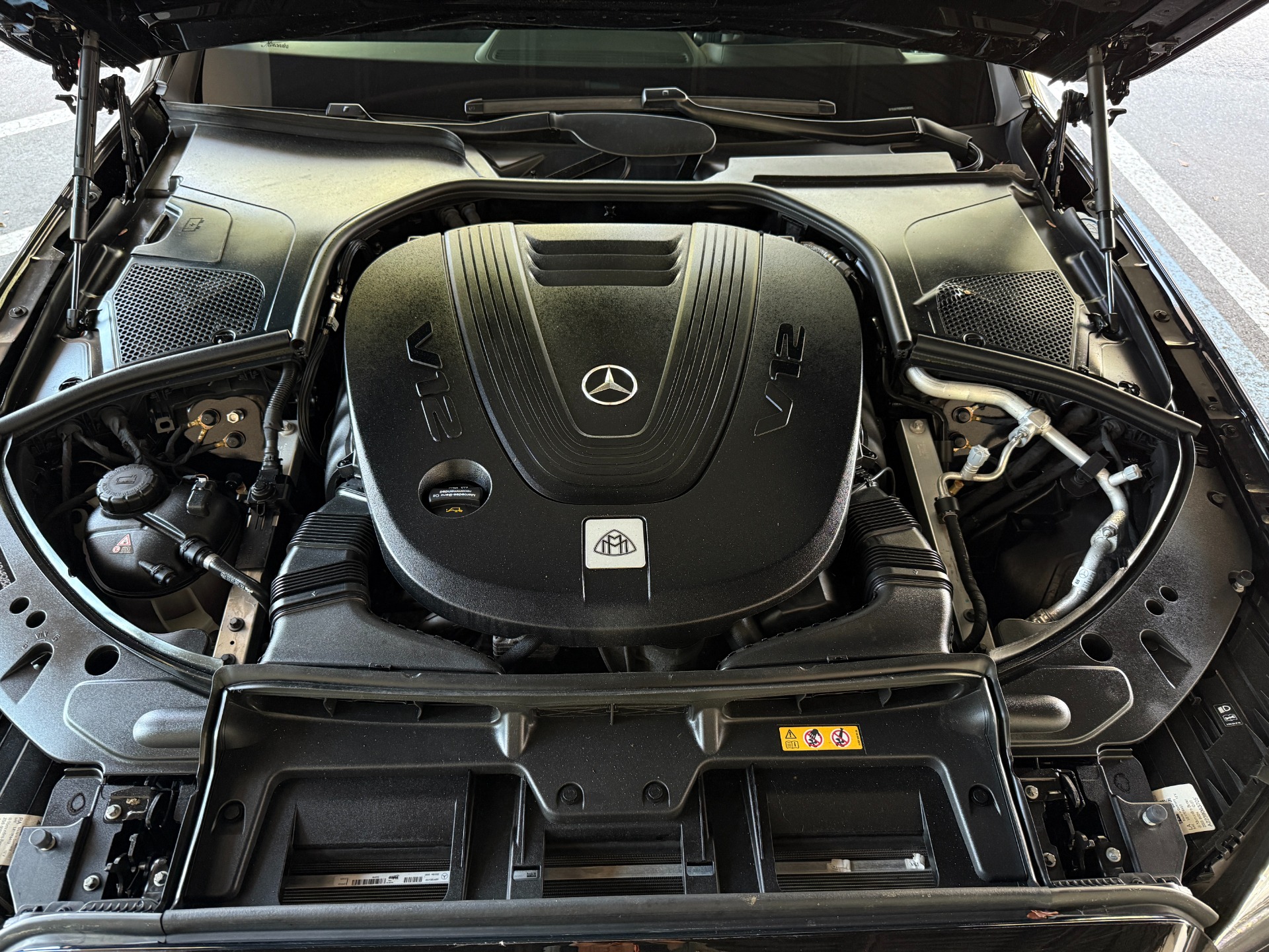 Used-2024-Mercedes-Benz-S-Class-Mercedes-Maybach-S-680-4MATIC