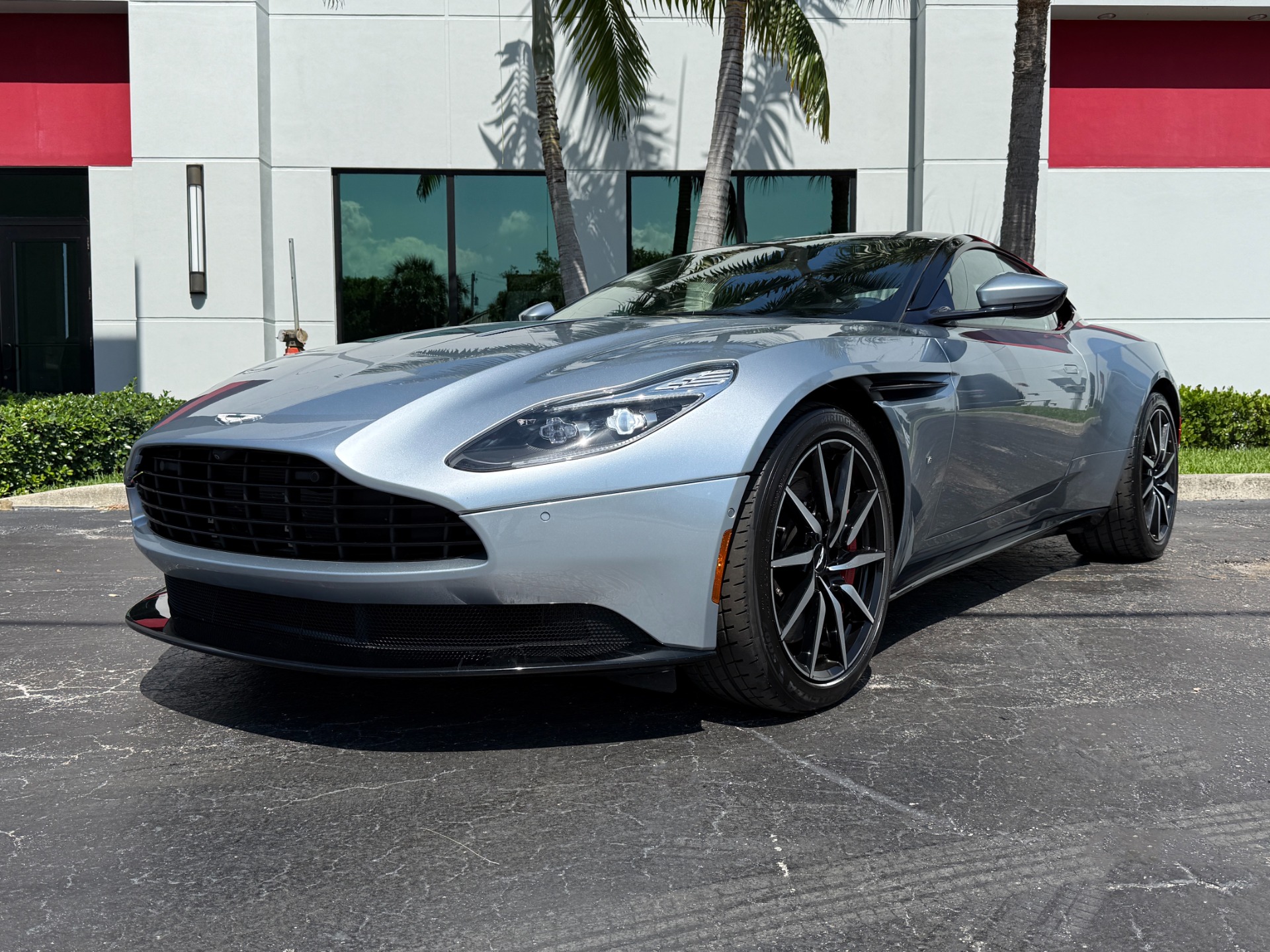 Used-2018-Aston-Martin-DB11-V12