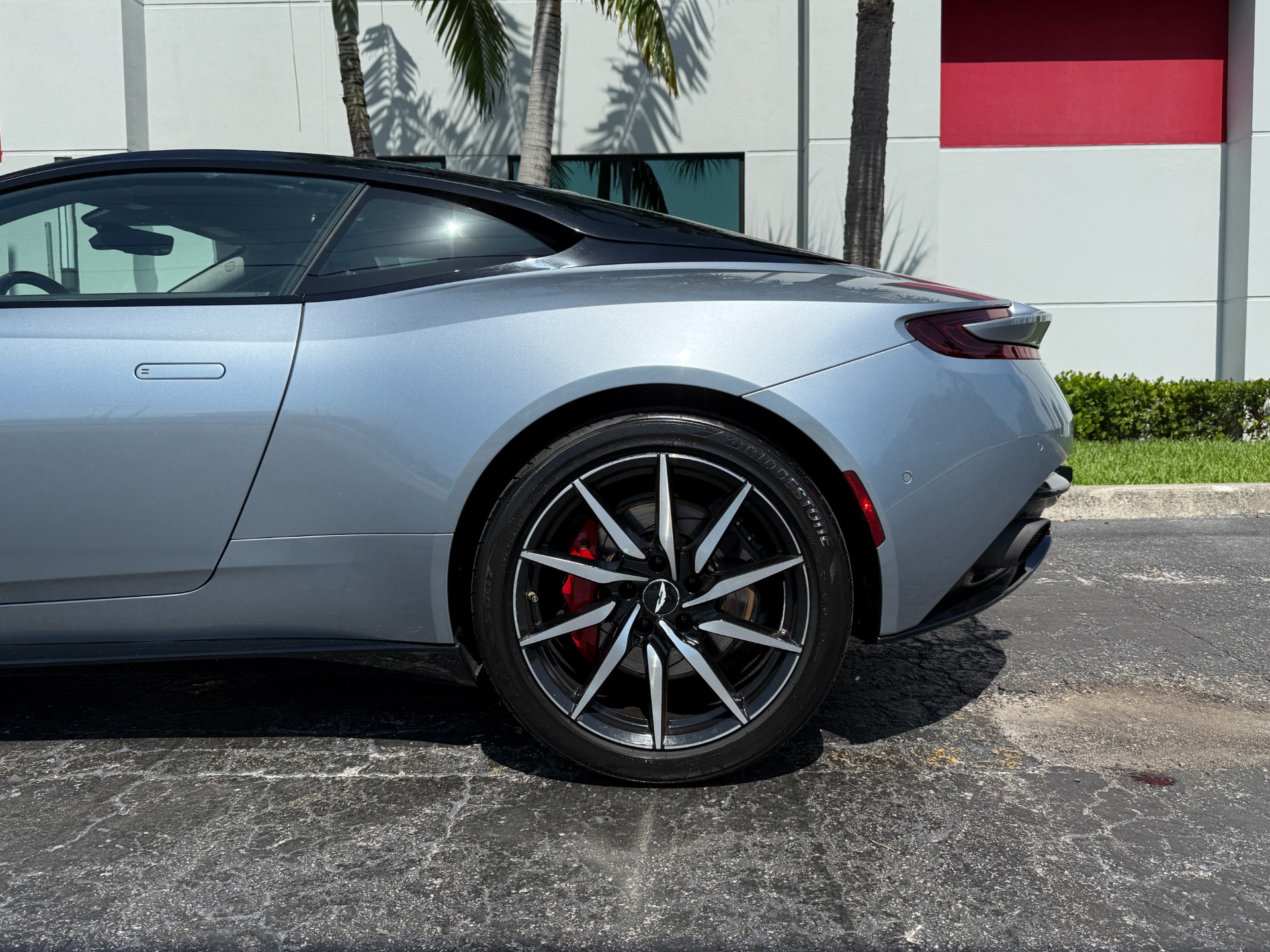 Used-2018-Aston-Martin-DB11-V12