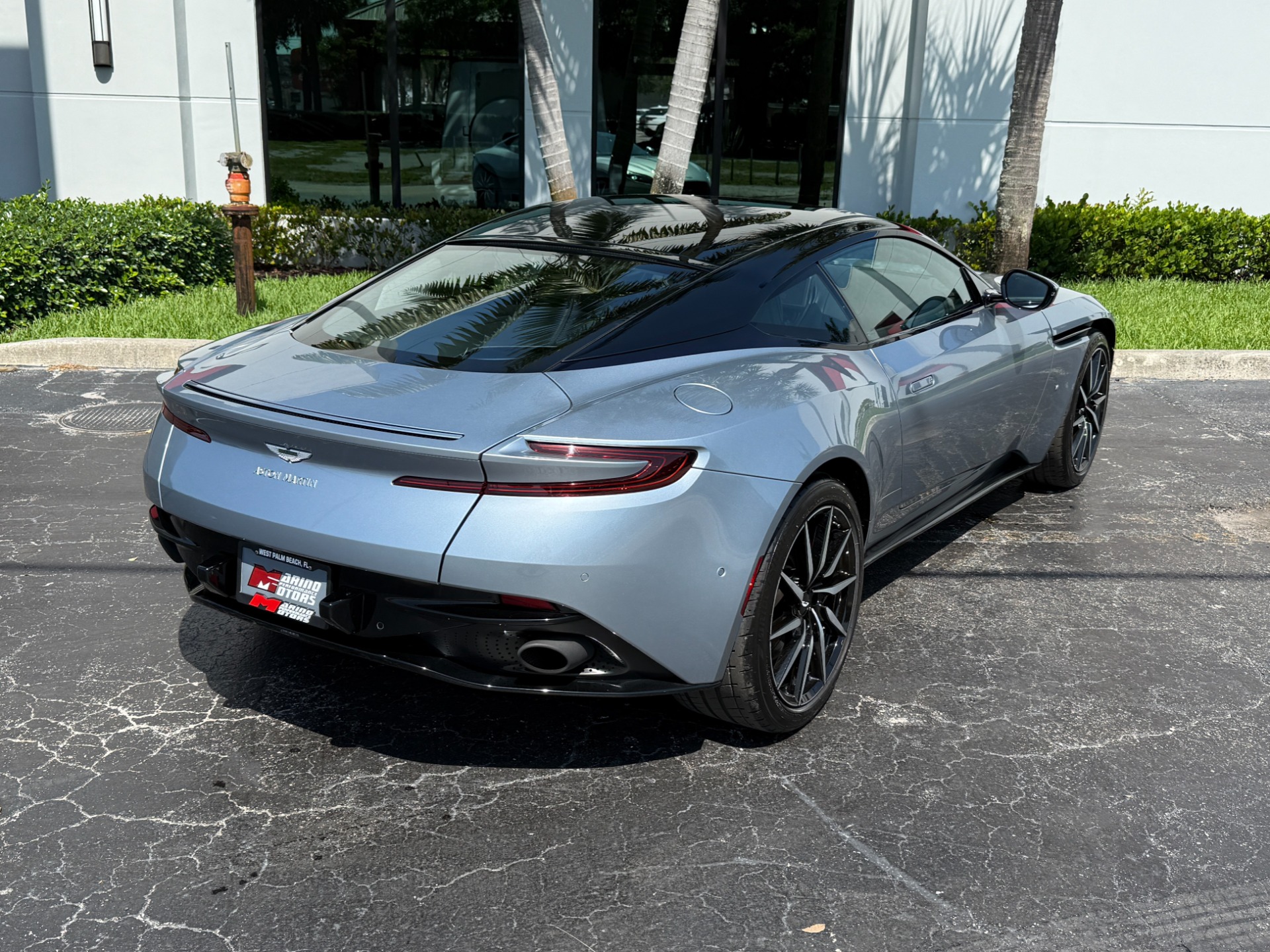 Used-2018-Aston-Martin-DB11-V12