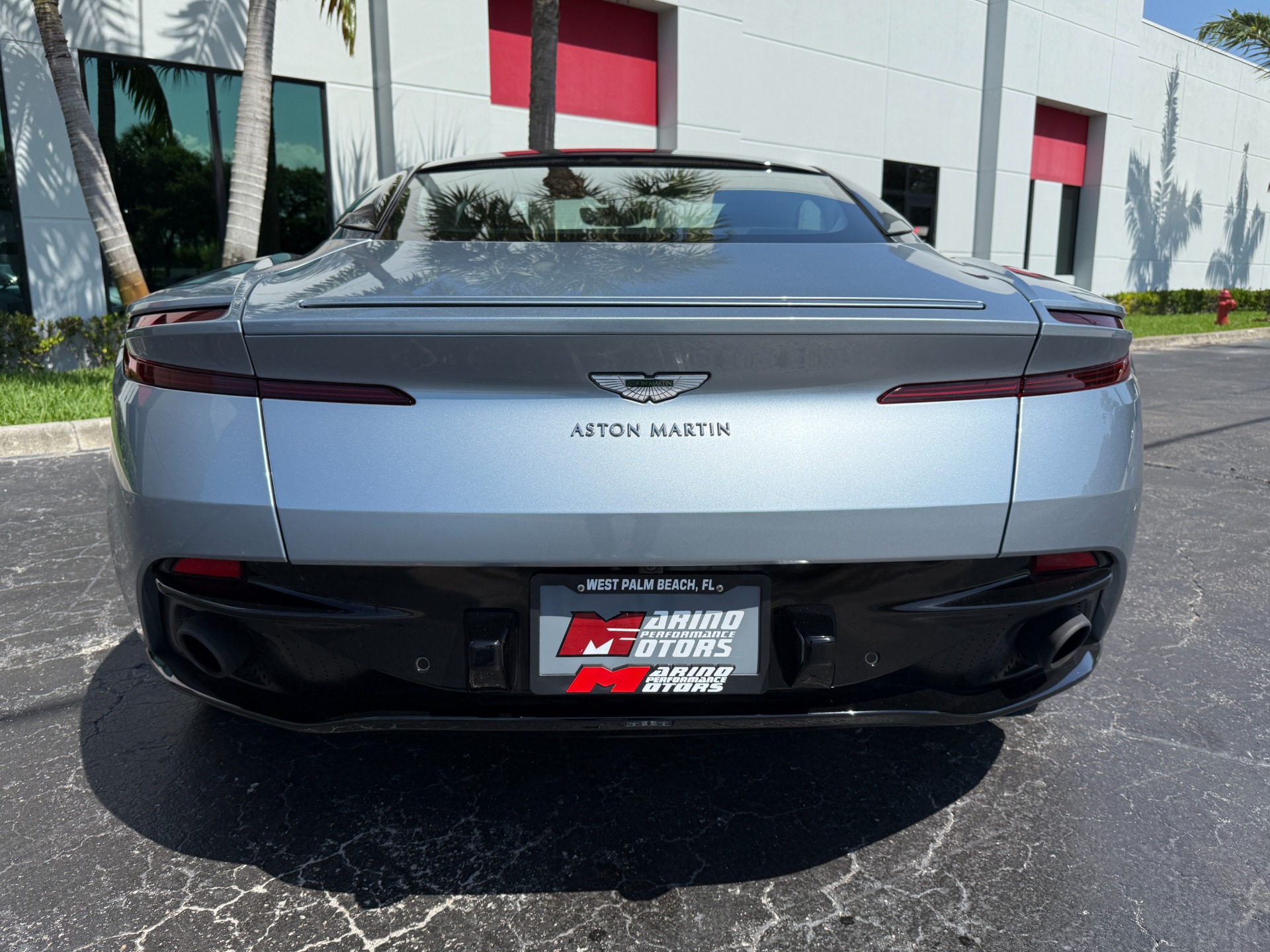 Used-2018-Aston-Martin-DB11-V12