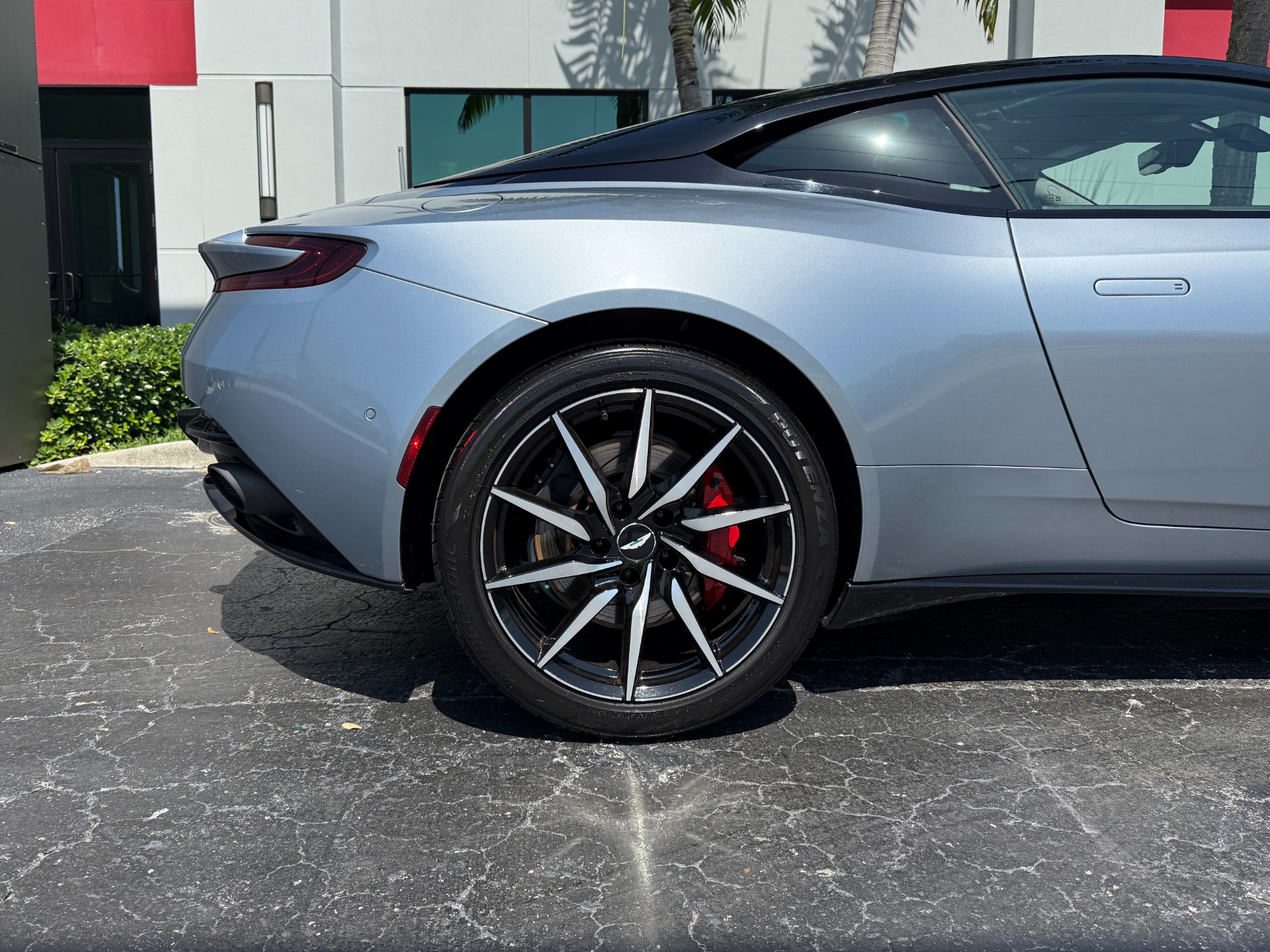 Used-2018-Aston-Martin-DB11-V12
