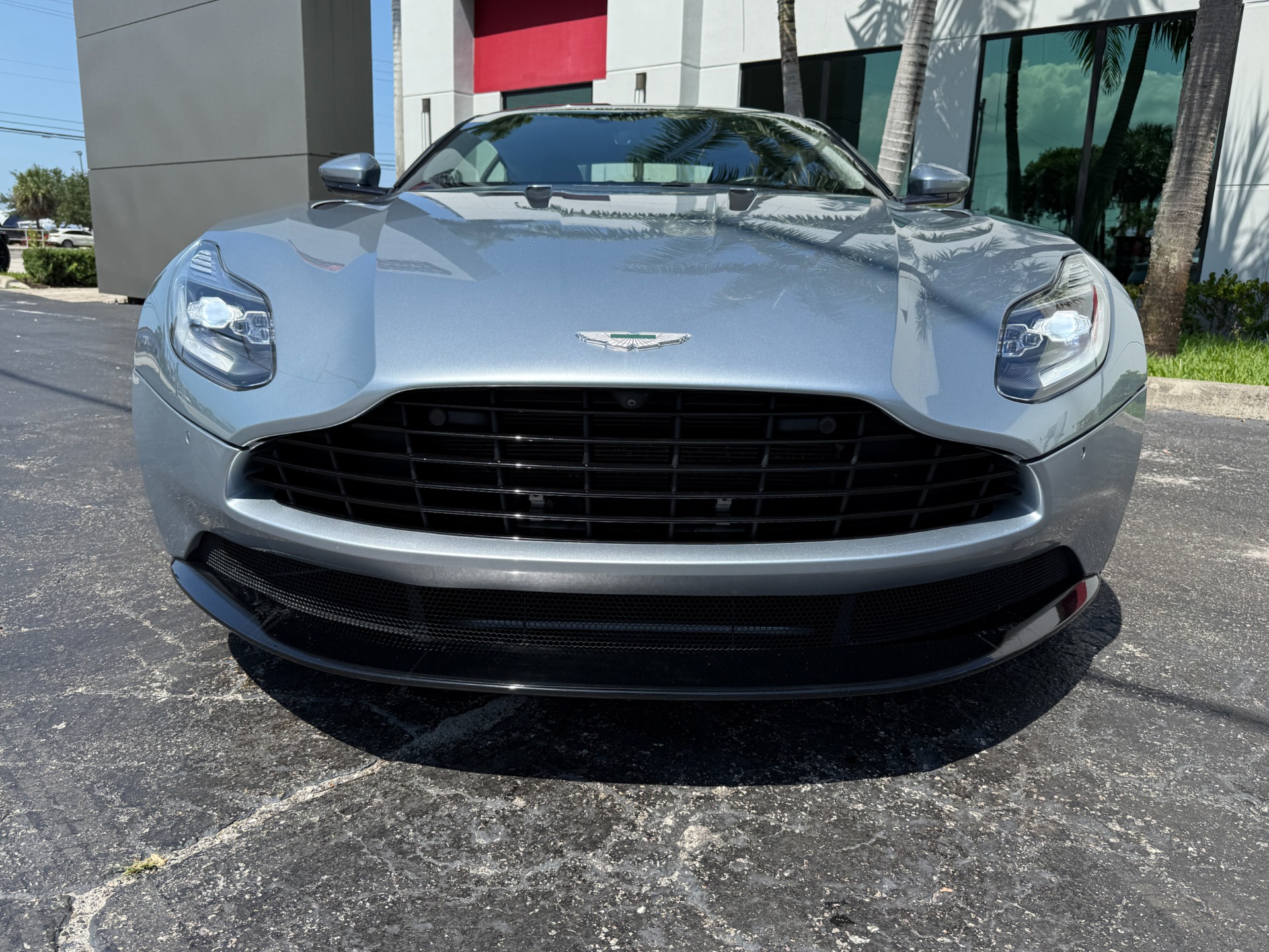 Used-2018-Aston-Martin-DB11-V12