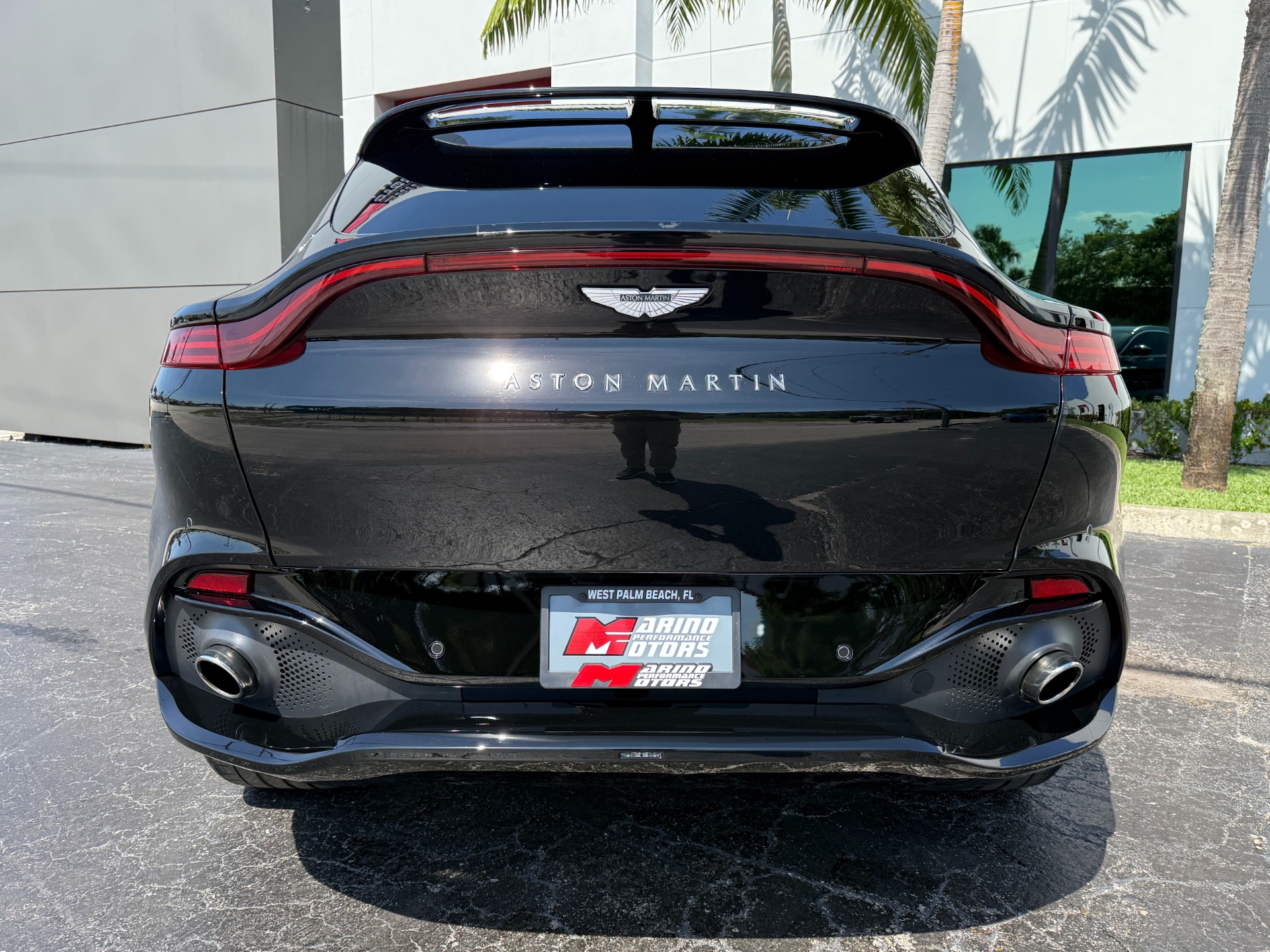 Used-2023-Aston-Martin-DBX