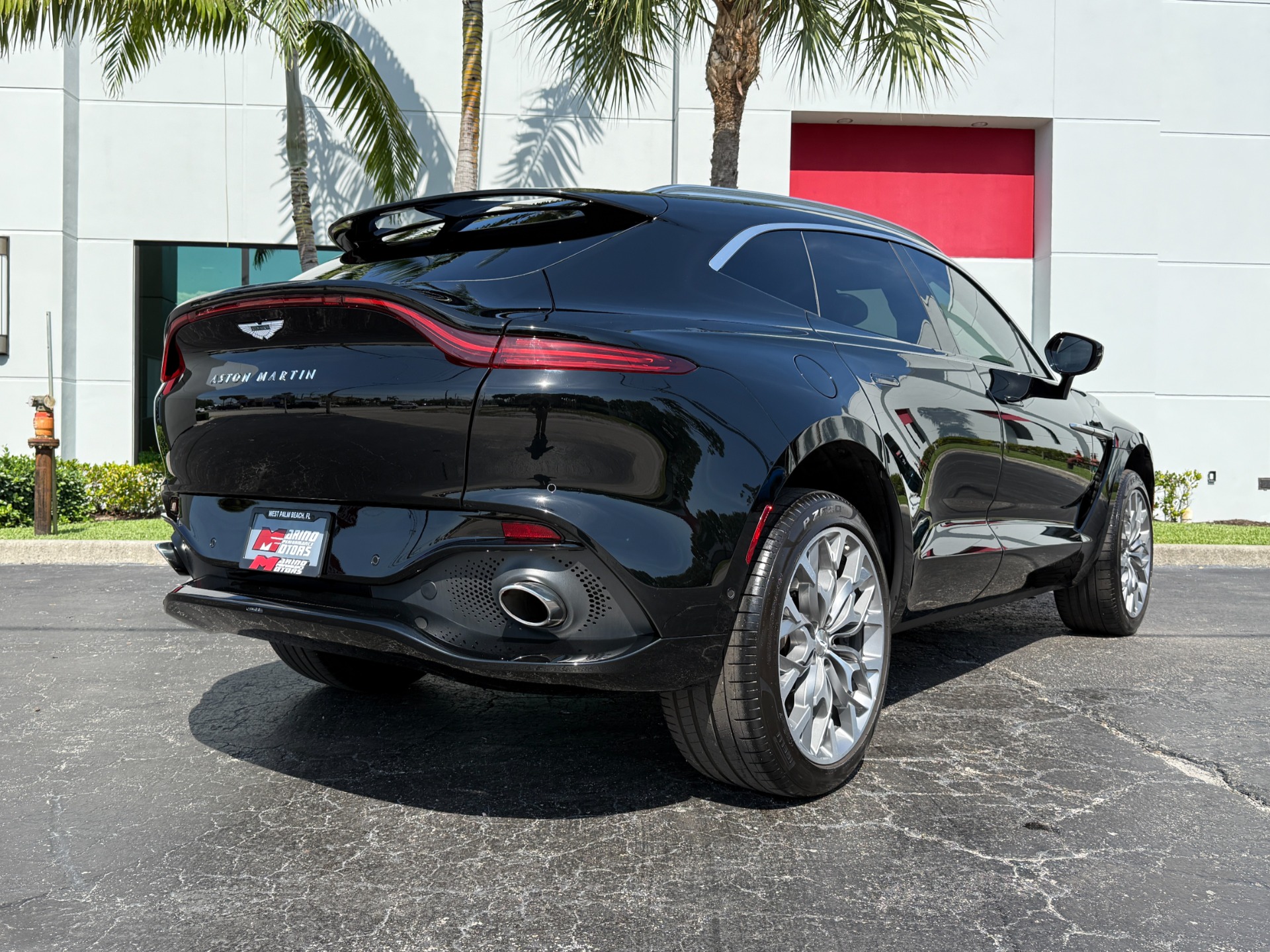 Used-2023-Aston-Martin-DBX