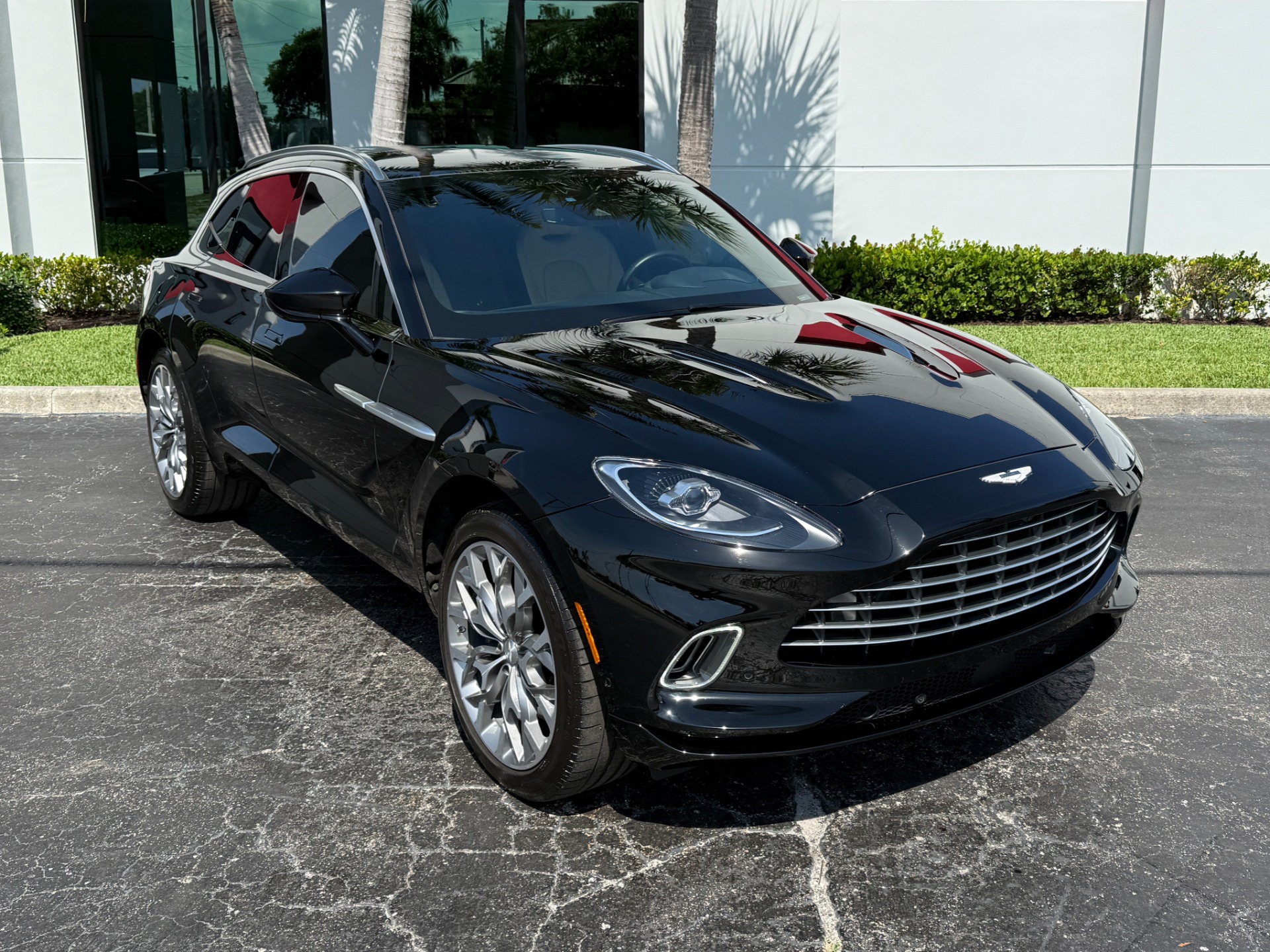 Used-2023-Aston-Martin-DBX