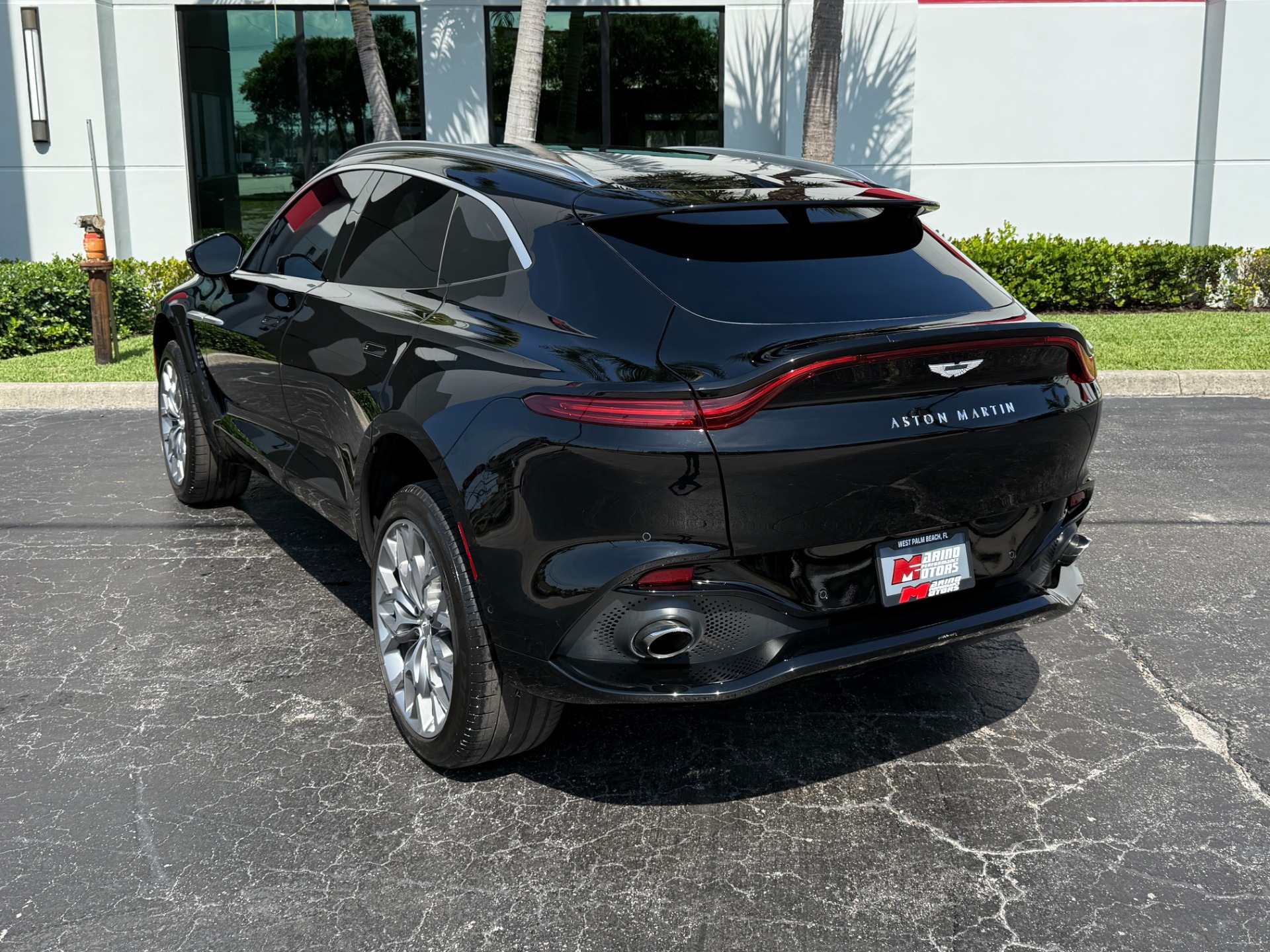 Used-2023-Aston-Martin-DBX