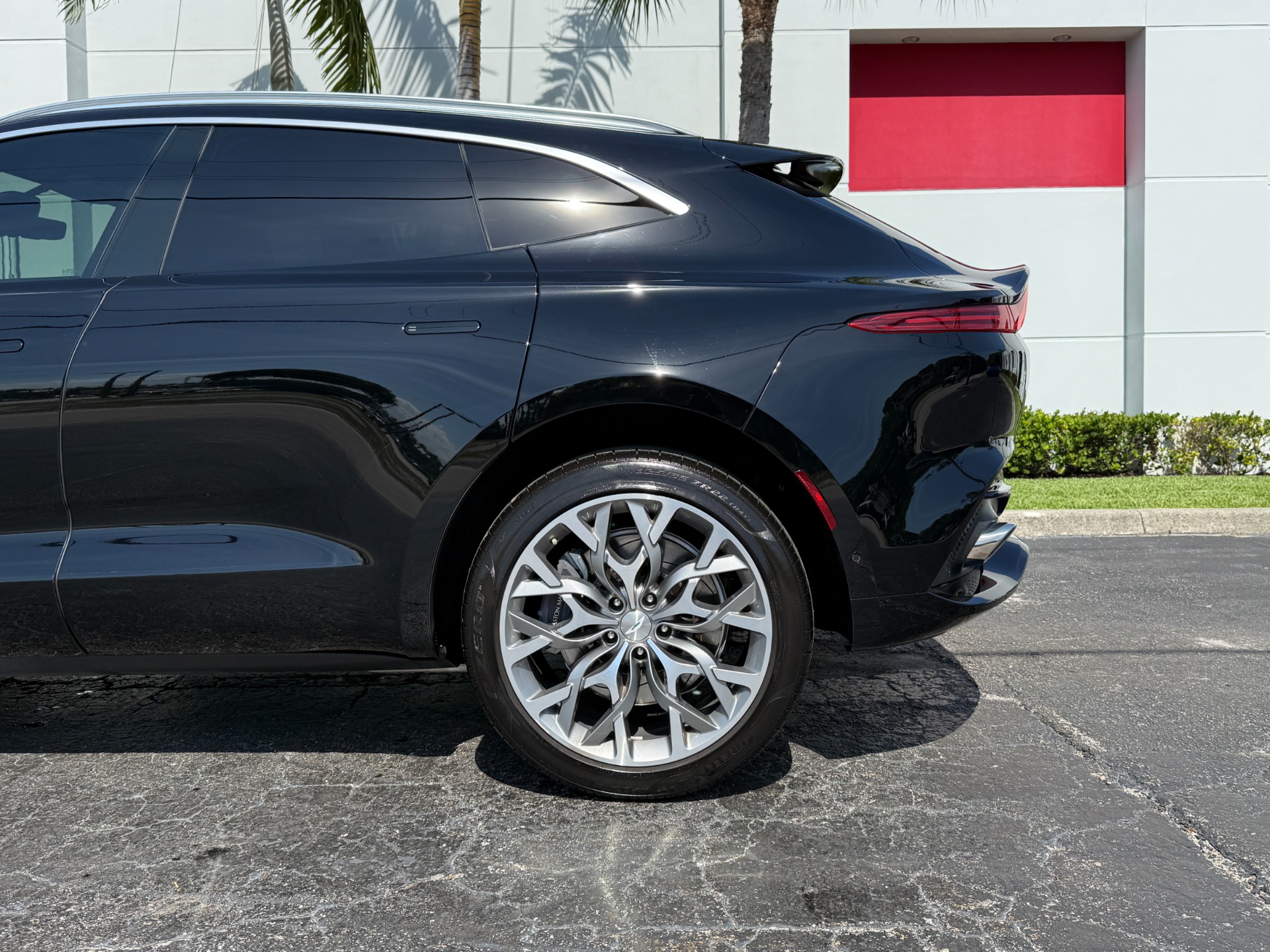 Used-2023-Aston-Martin-DBX