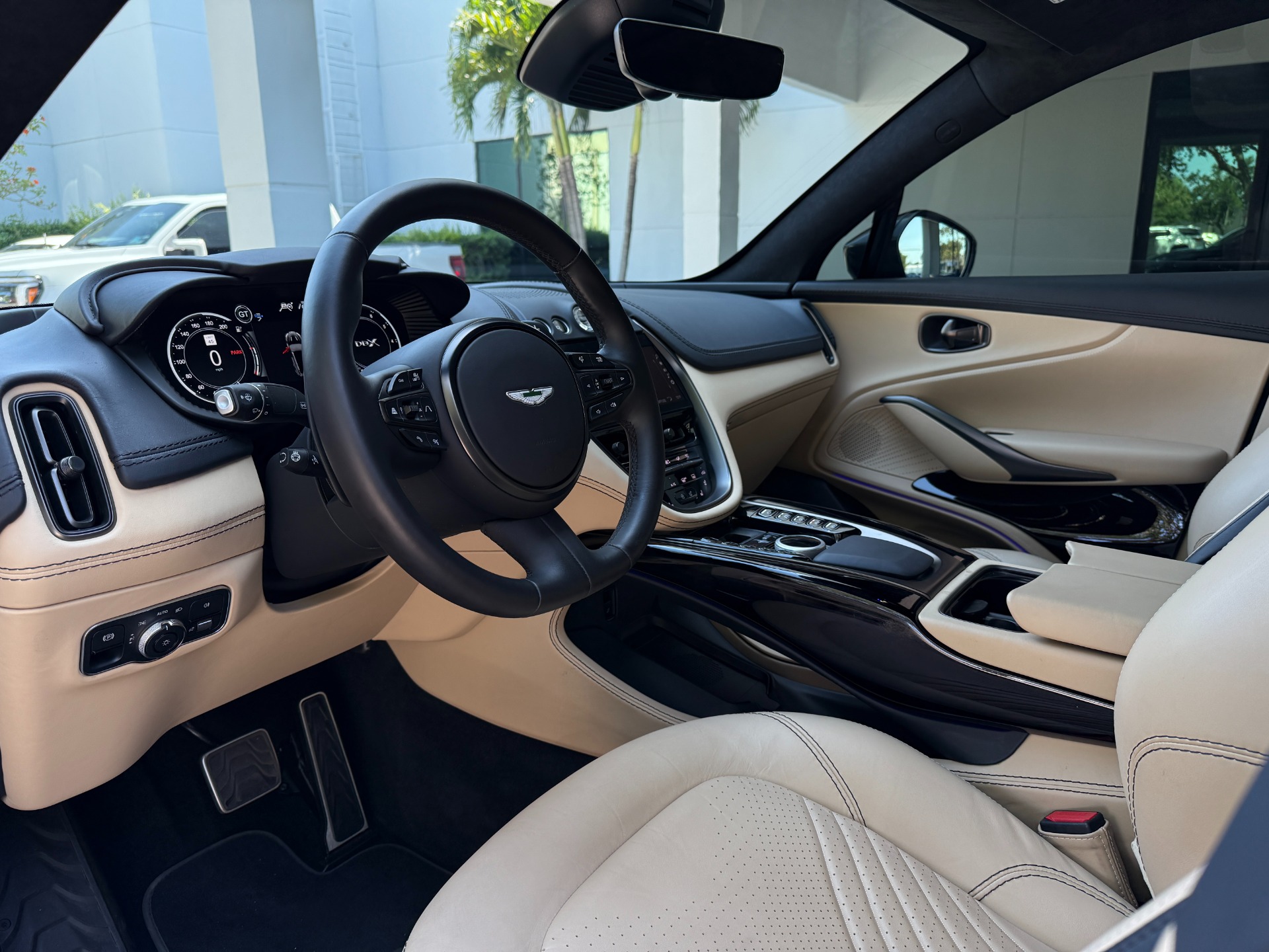 Used-2023-Aston-Martin-DBX