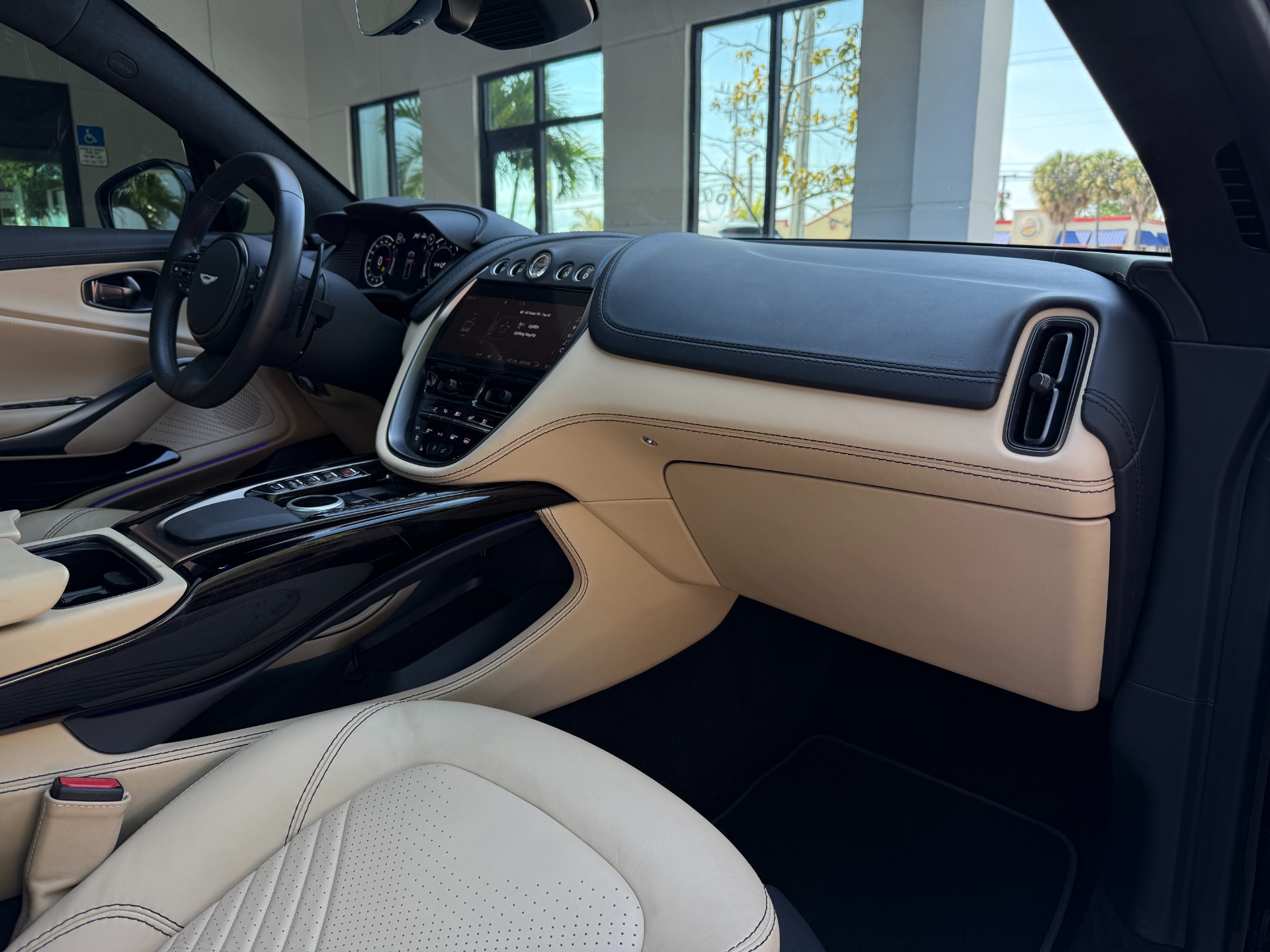 Used-2023-Aston-Martin-DBX
