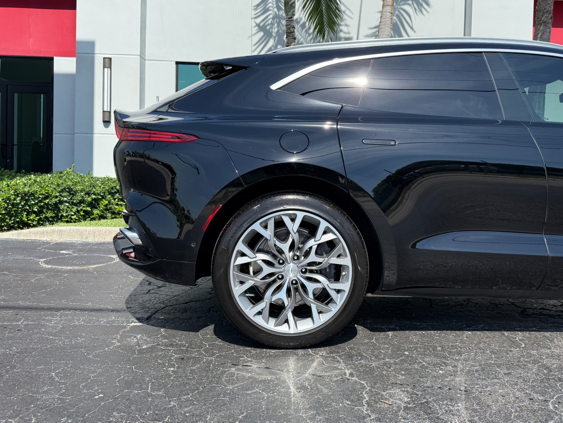 Used-2023-Aston-Martin-DBX
