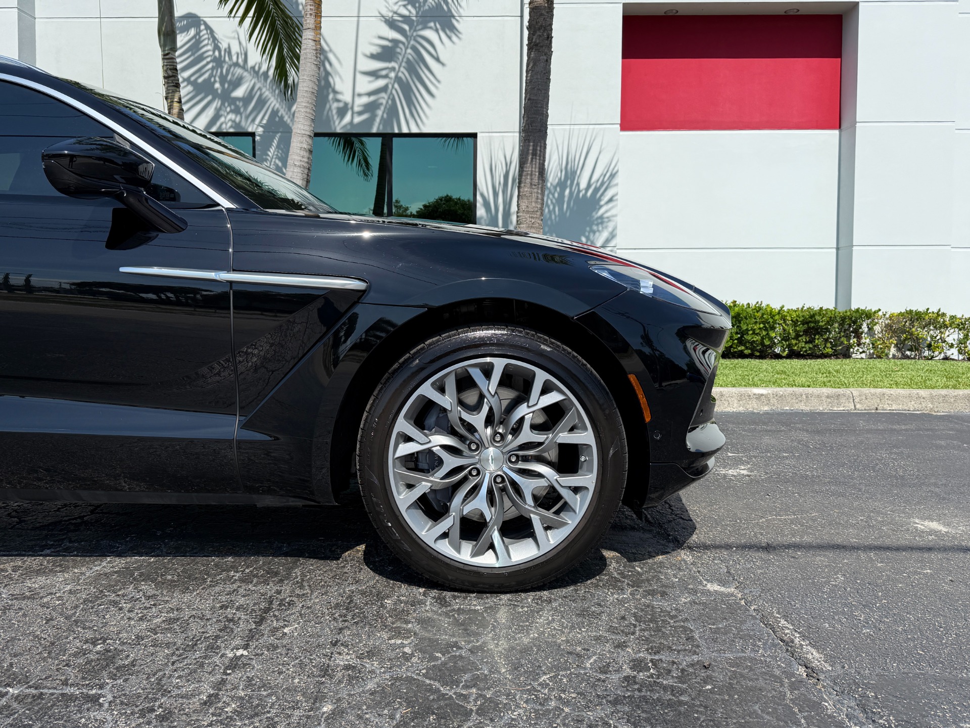 Used-2023-Aston-Martin-DBX