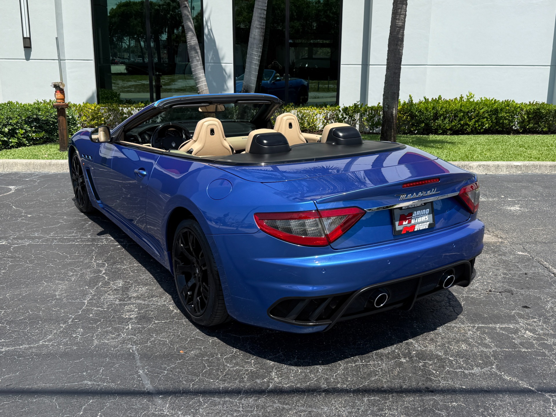 Used-2014-Maserati-GranTurismo-MC