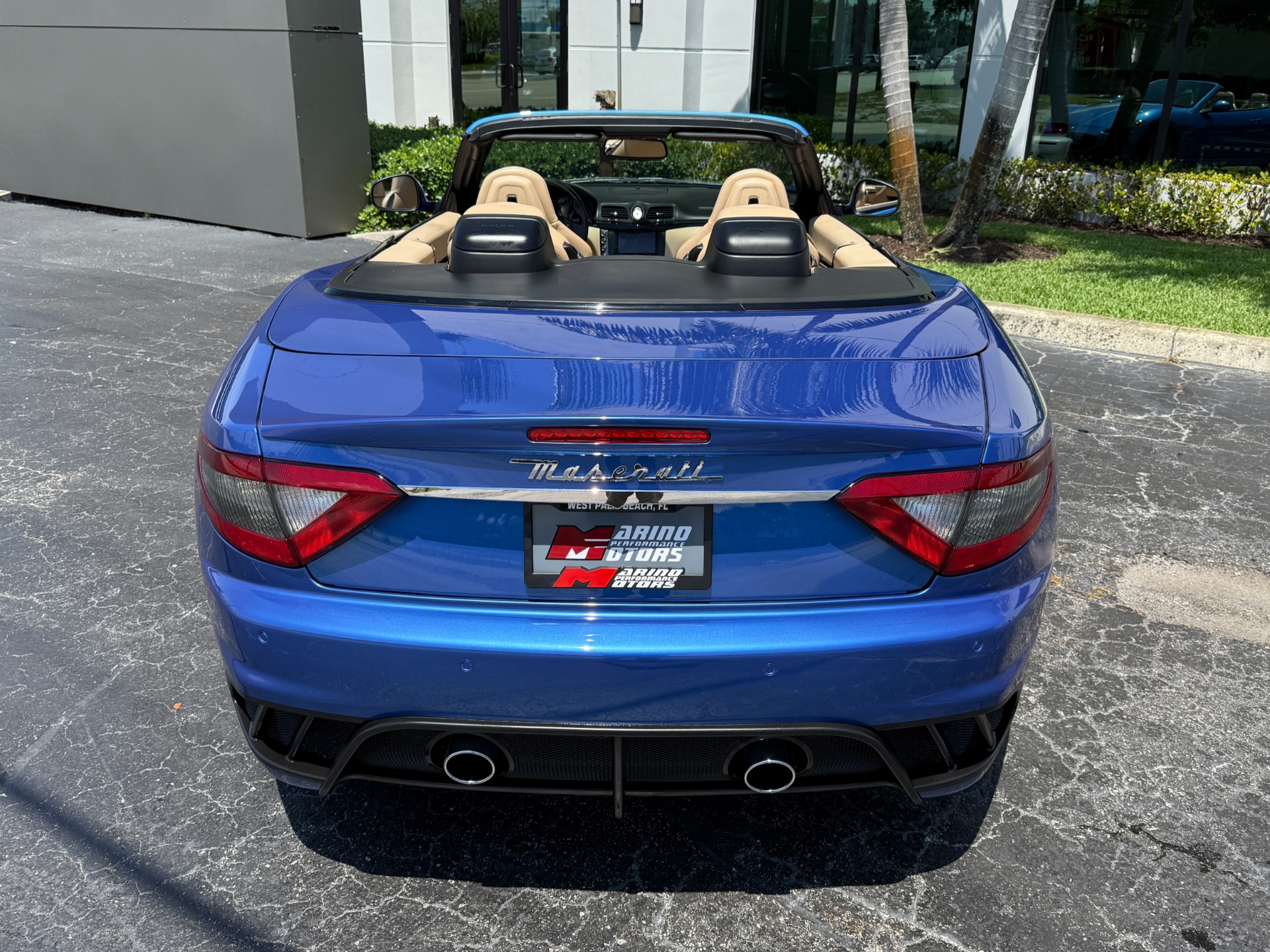 Used-2014-Maserati-GranTurismo-MC