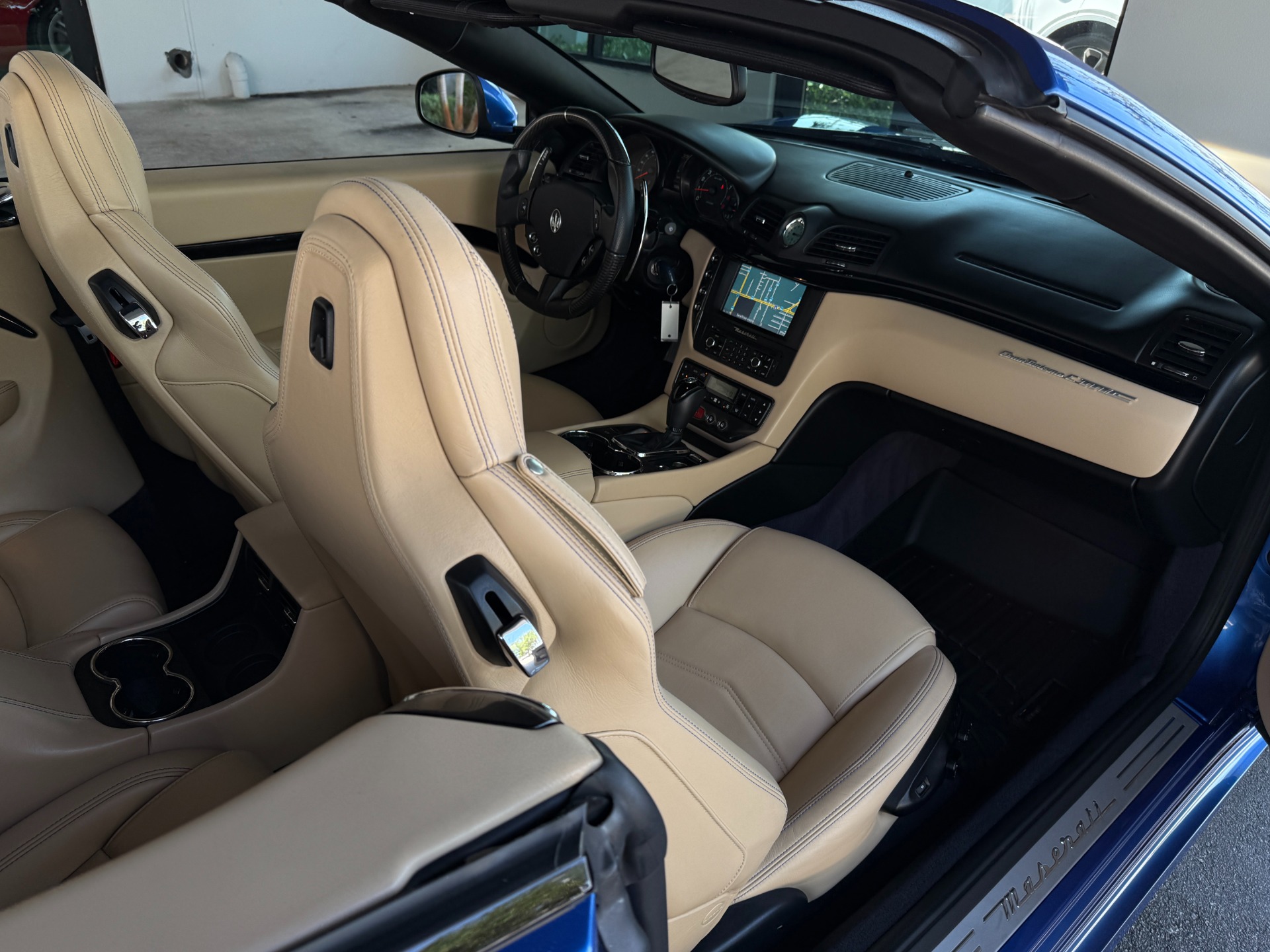 Used-2014-Maserati-GranTurismo-MC