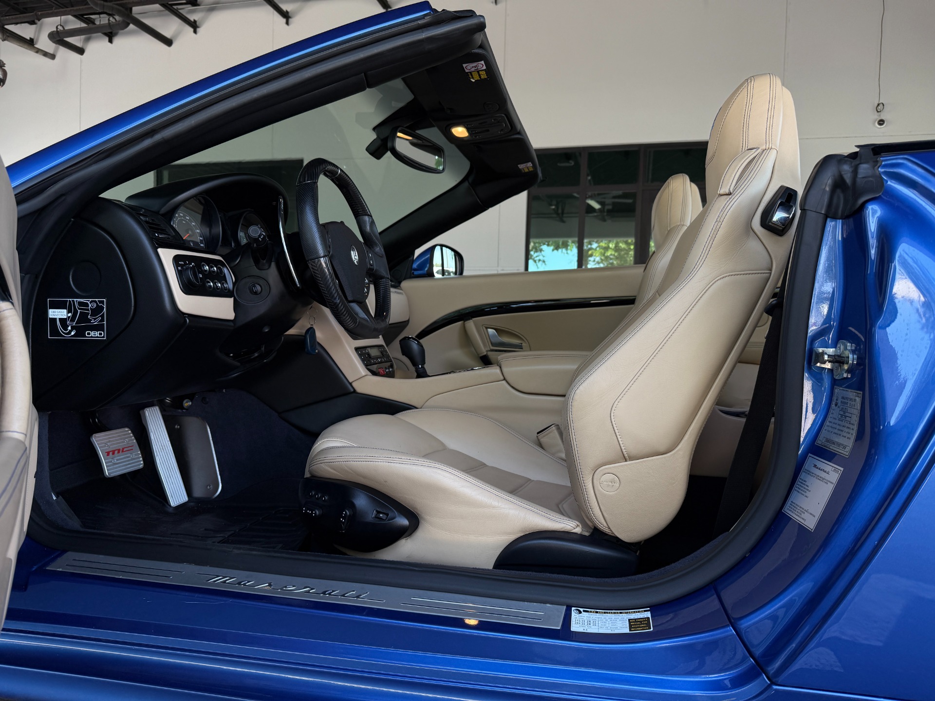 Used-2014-Maserati-GranTurismo-MC