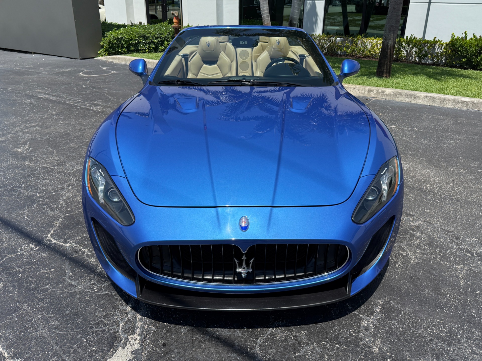 Used-2014-Maserati-GranTurismo-MC
